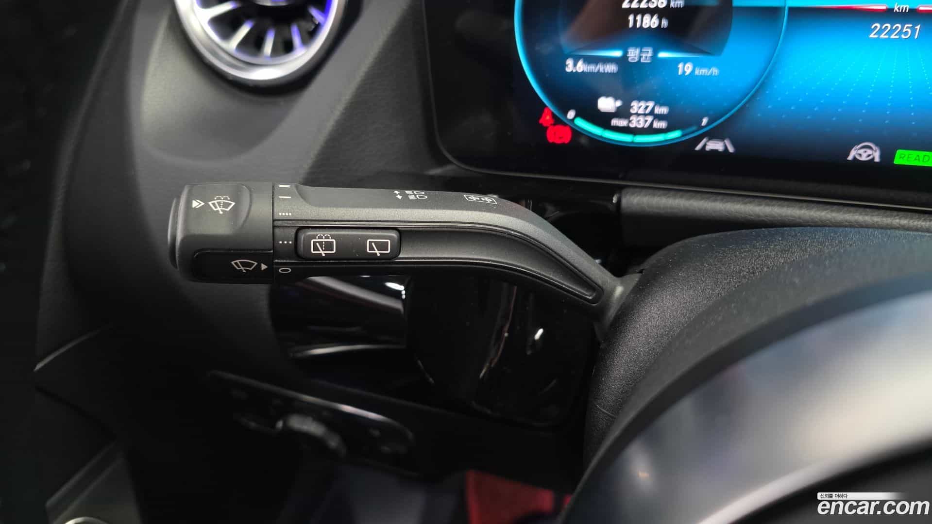 EQA Mercedes-Benz 2022.11-OPTION-041