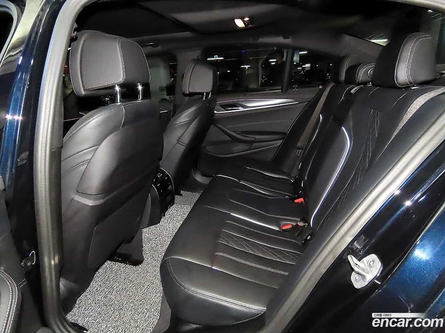 5-Series BMW 2023.4-INNER-007
