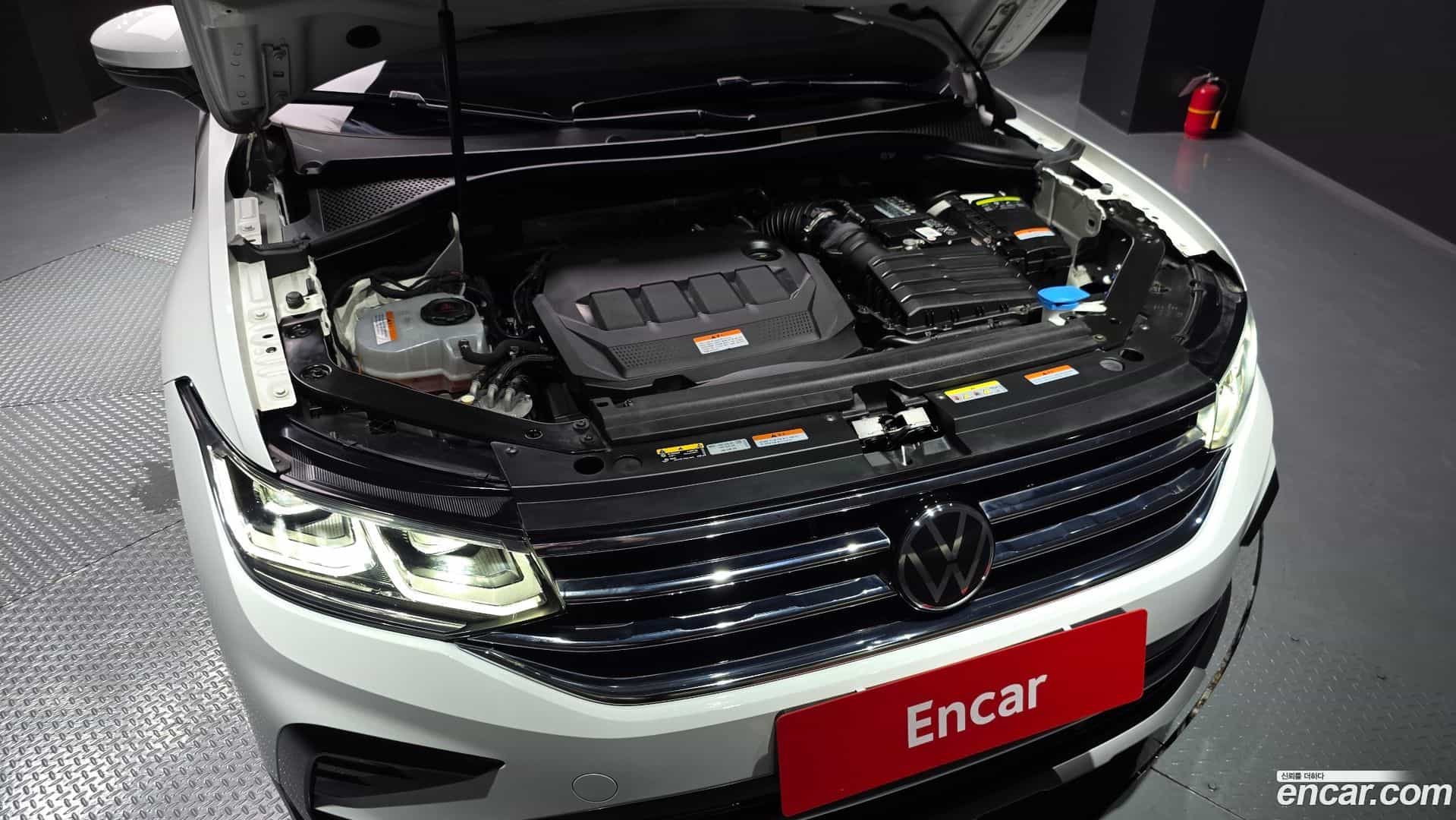 Tiguan Volkswagen 2023.9-OUTER-006