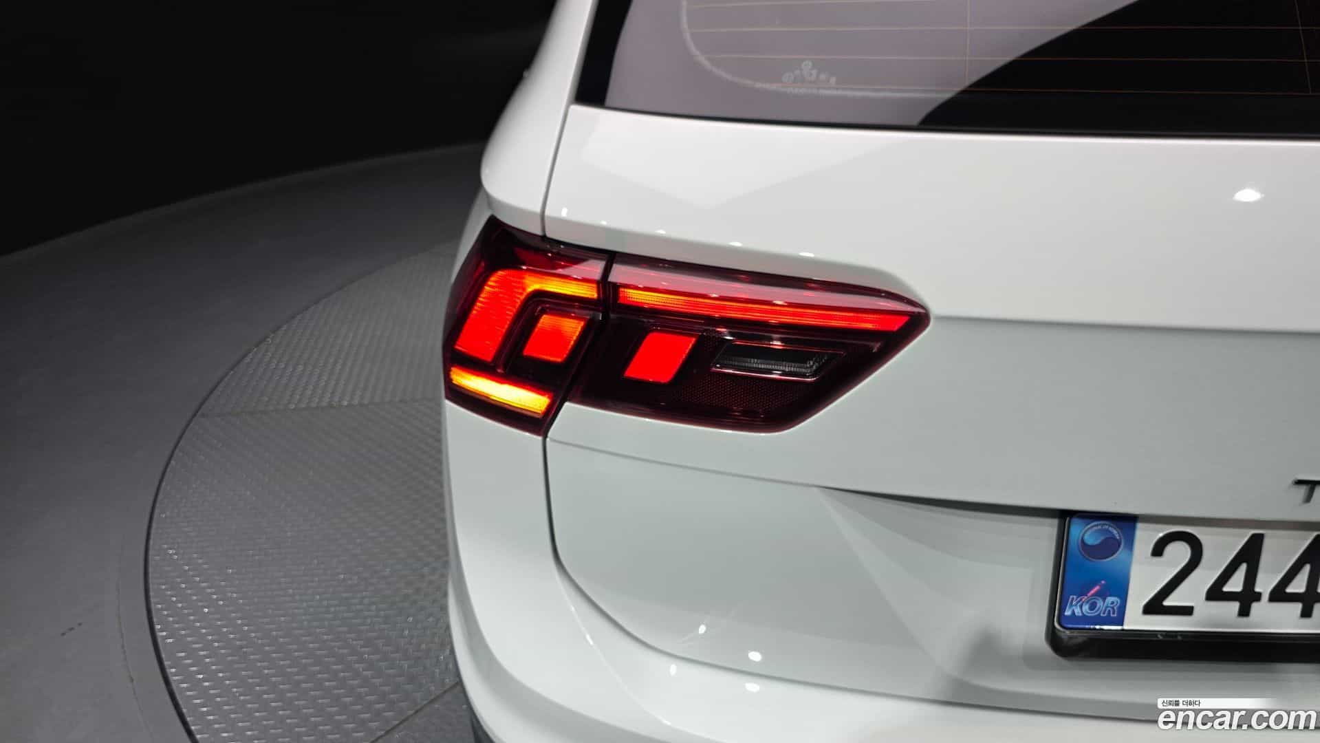 Tiguan Volkswagen 2023.9-OUTER-033