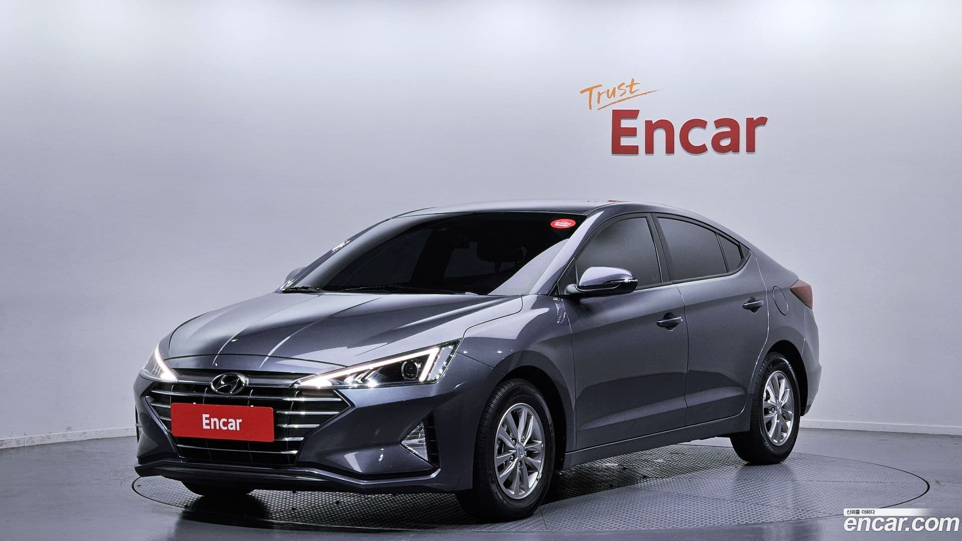 Main__Slider__Photo:AVANTE Hyundai 2019.7-0