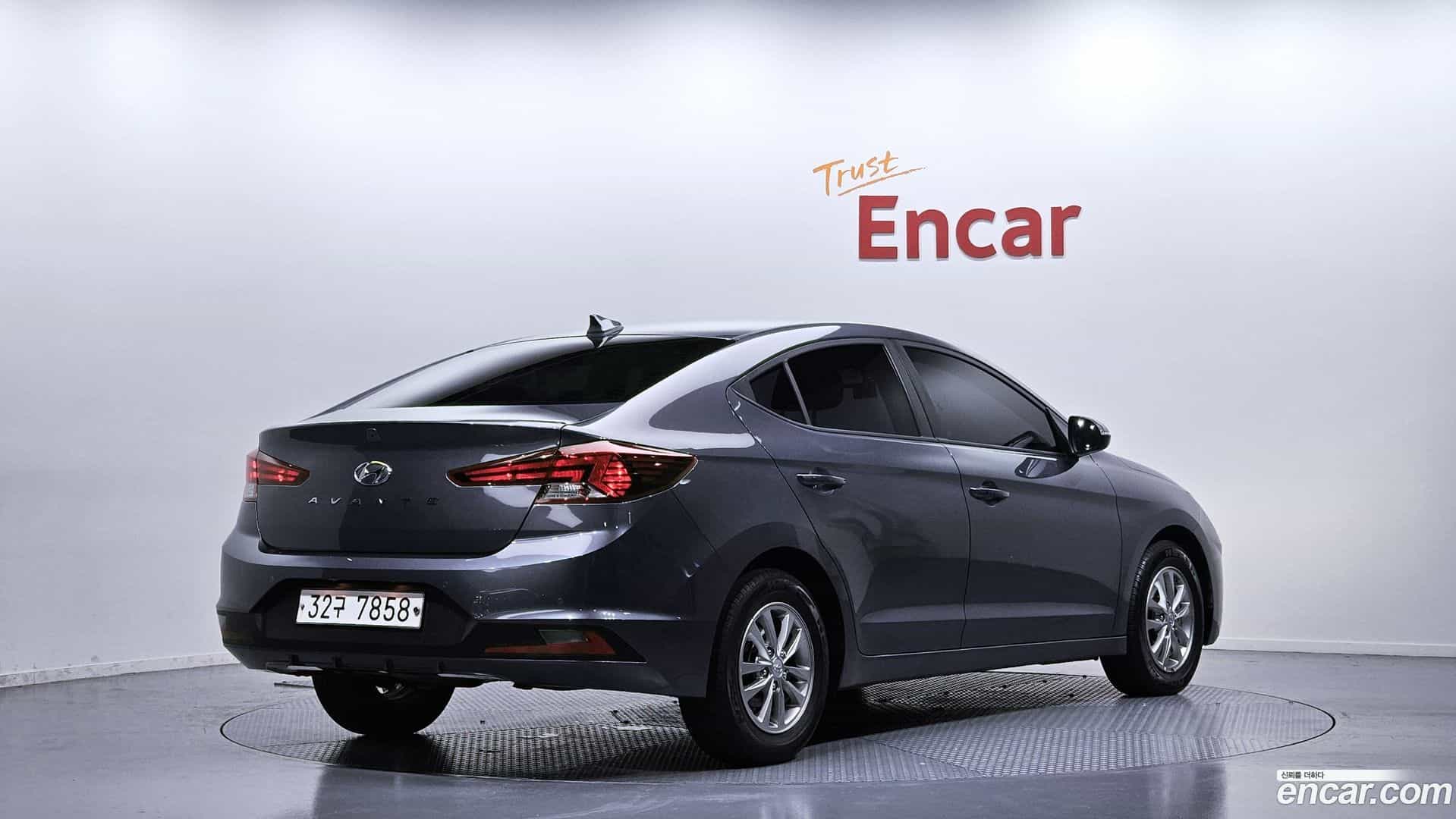 AVANTE Hyundai 2019.7-OUTER-002