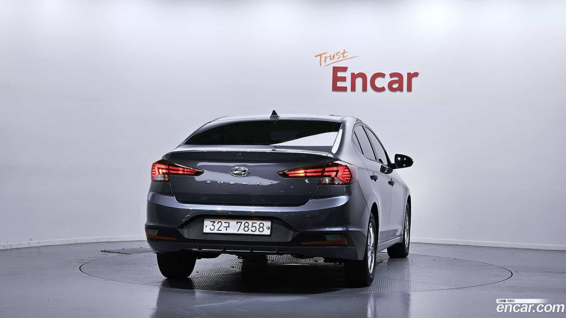 AVANTE Hyundai 2019.7-OUTER-004