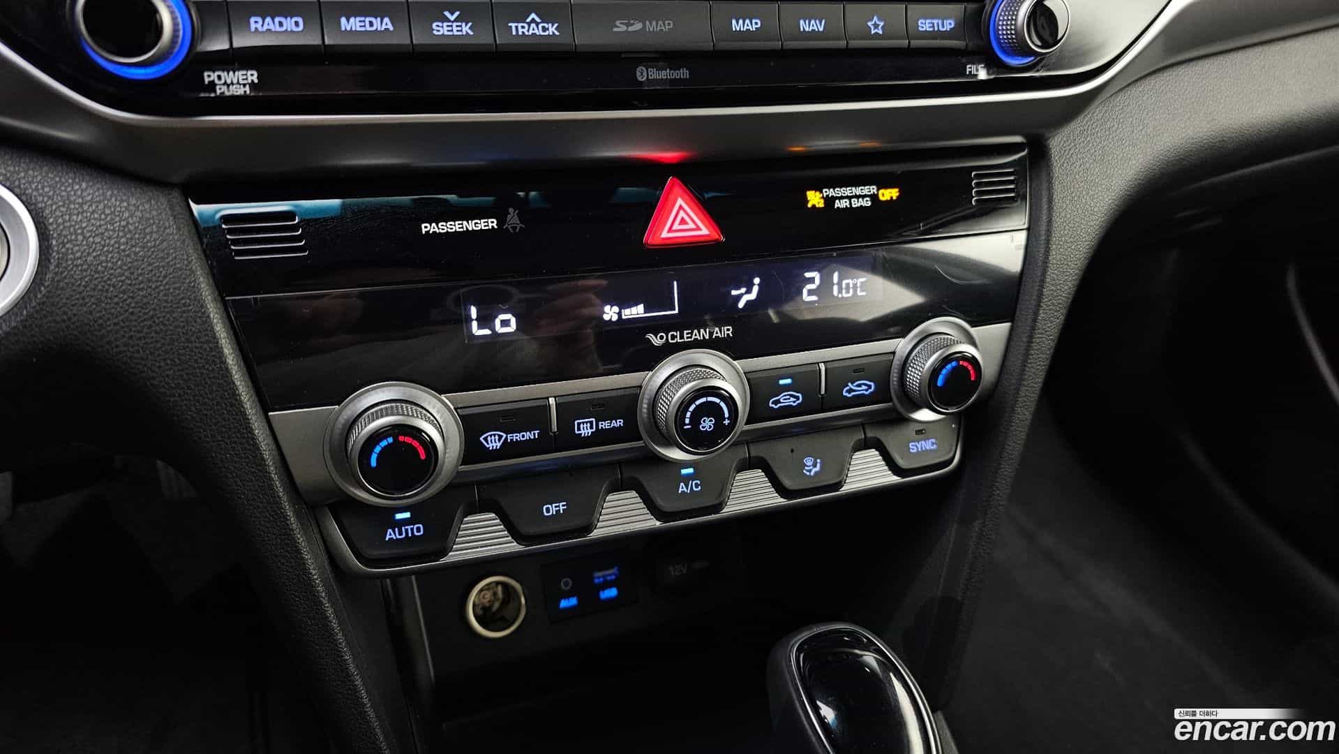 AVANTE Hyundai 2019.7-OPTION-024