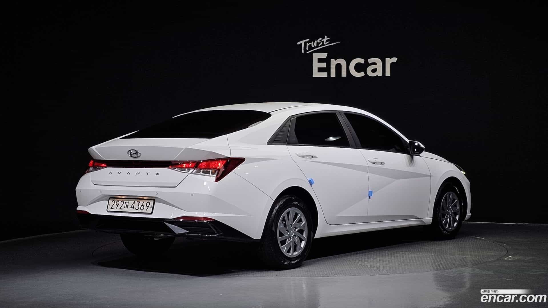 AVANTE Hyundai 2022.0-OUTER-002