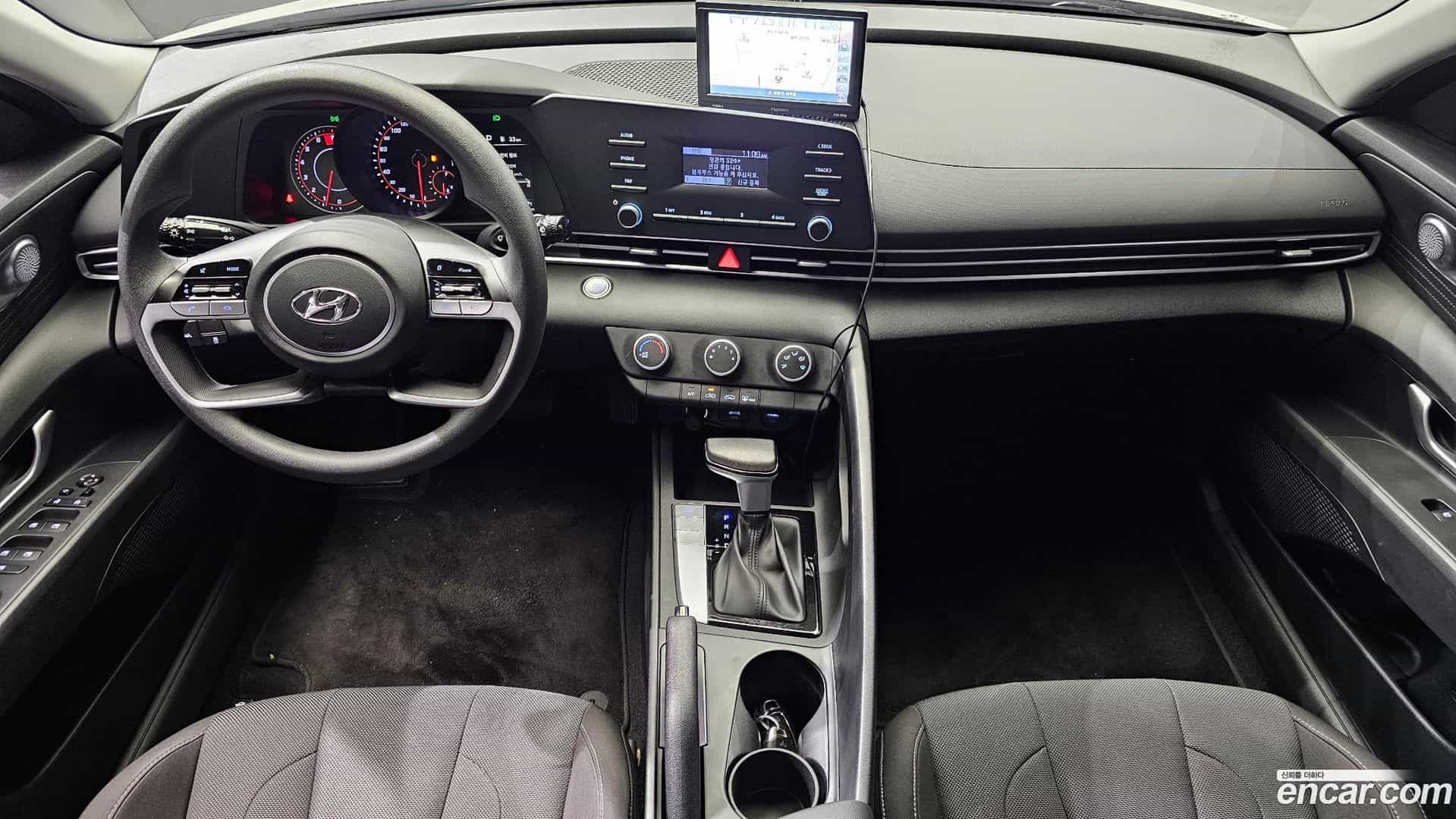 AVANTE Hyundai 2022.0-INNER-007