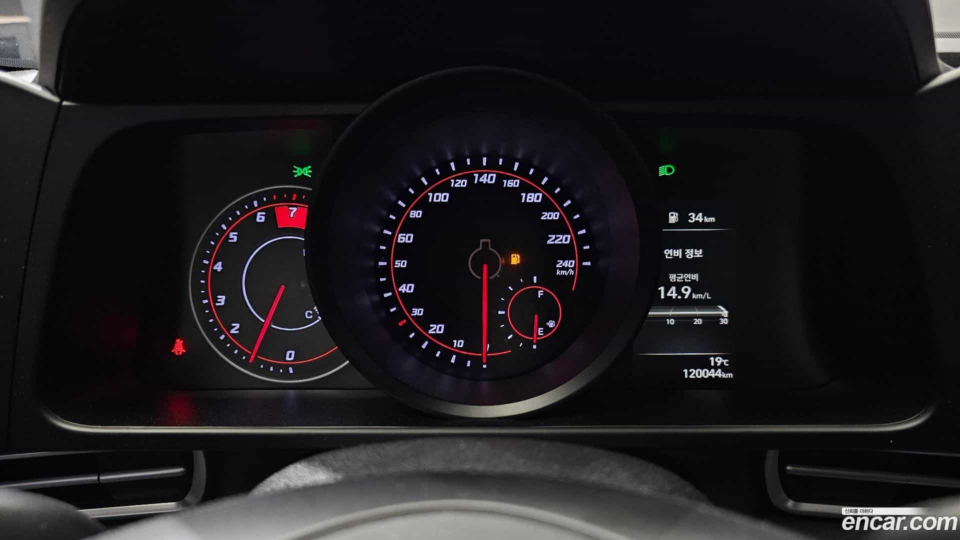 AVANTE Hyundai 2022.0-INNER-008
