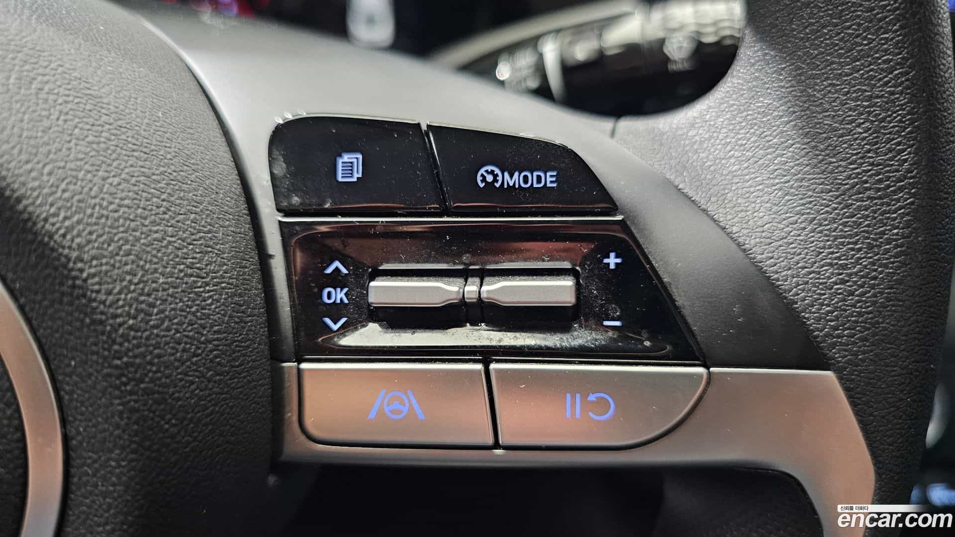 AVANTE Hyundai 2022.0-OPTION-022