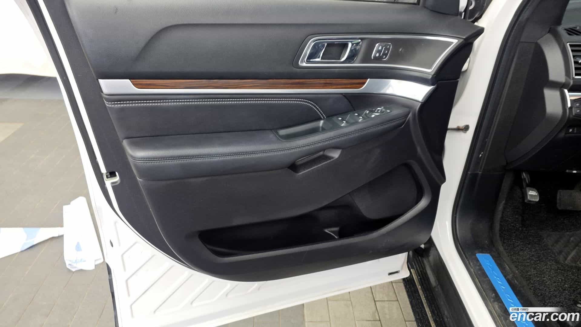 Explorer Ford 2018.9-INNER-034