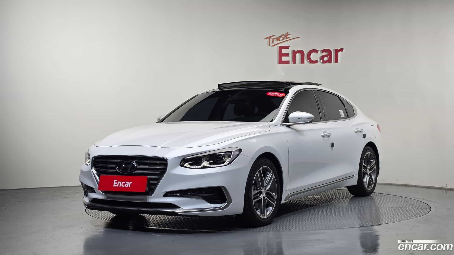 Grandeur Hyundai 2018.0-THUMBNAIL-011