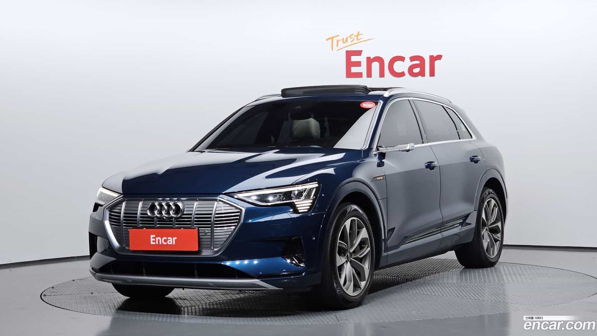 e-tron Audi 2020.5-OUTER-001