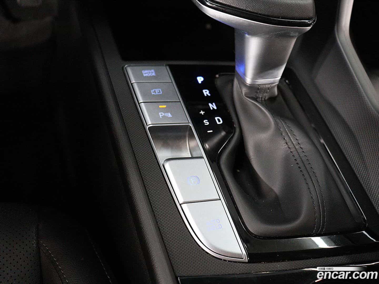 AVANTE Hyundai 2023.3-OPTION-016