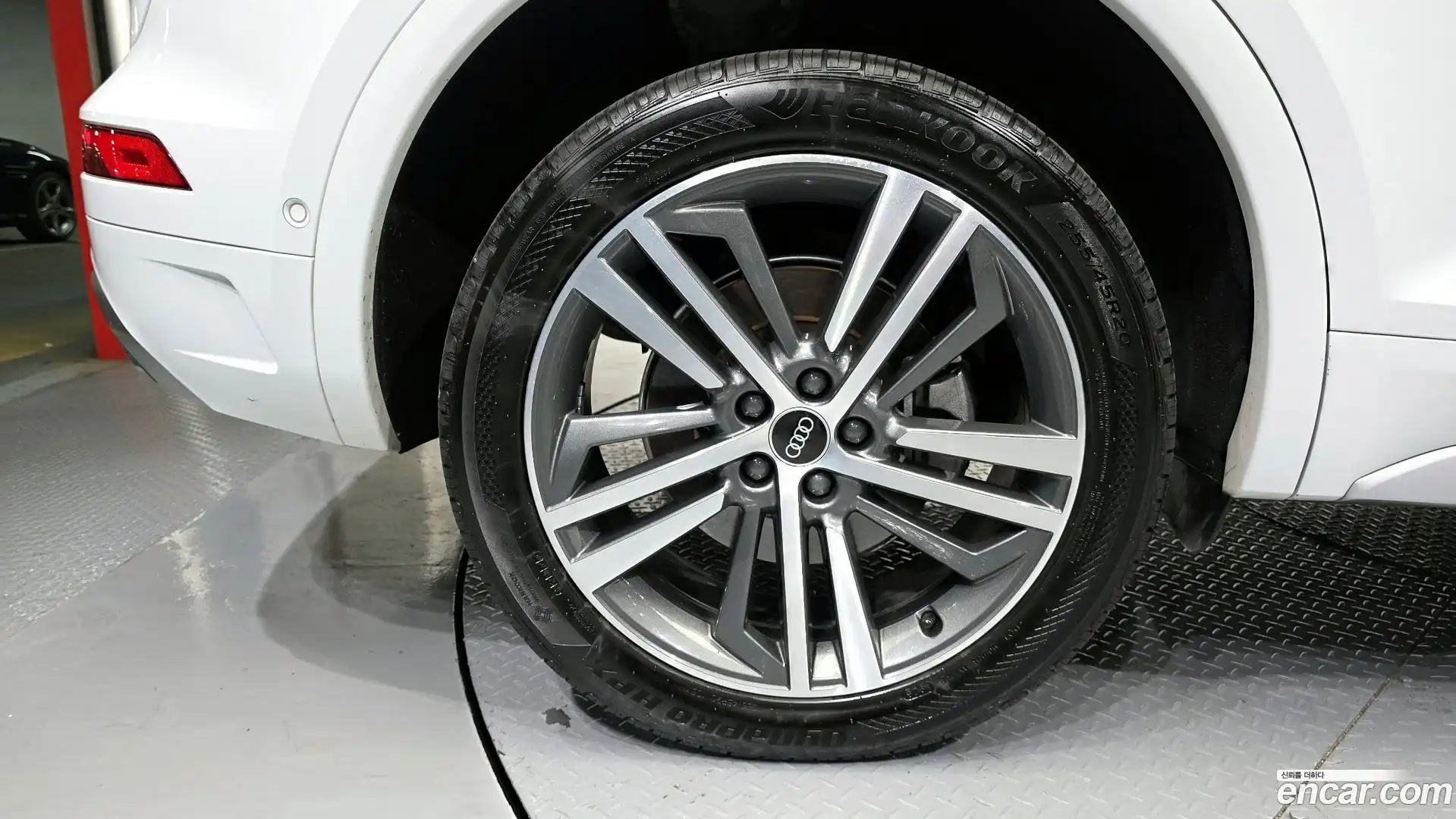 Q5 Audi 2021.8-OUTER-005