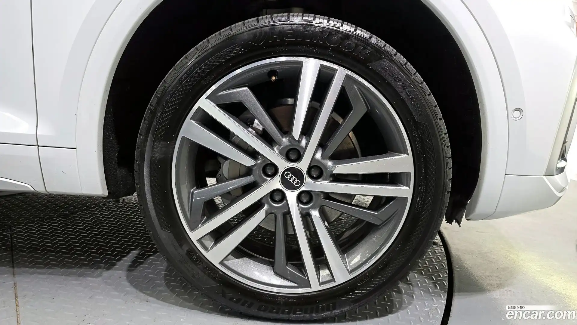 Q5 Audi 2021.8-OUTER-031
