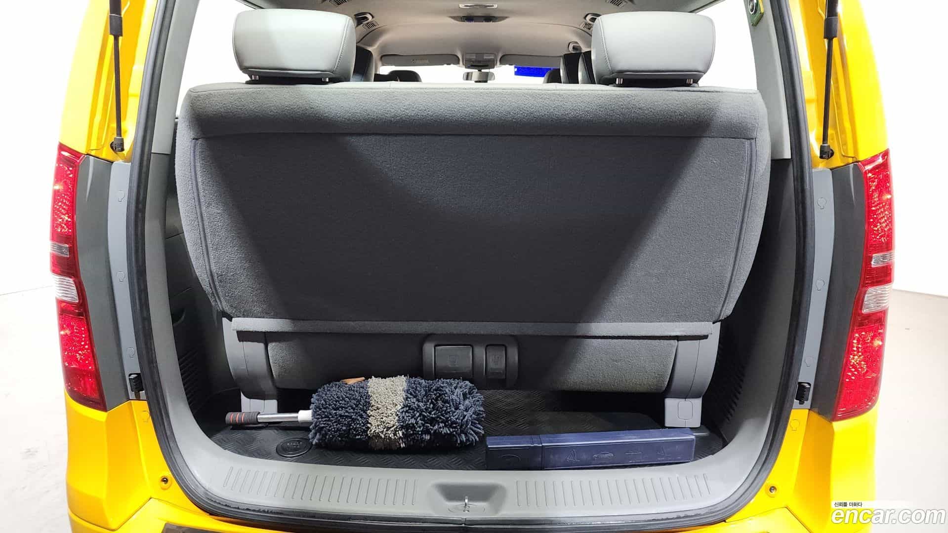 Starex Hyundai 2018.6-OPTION-021