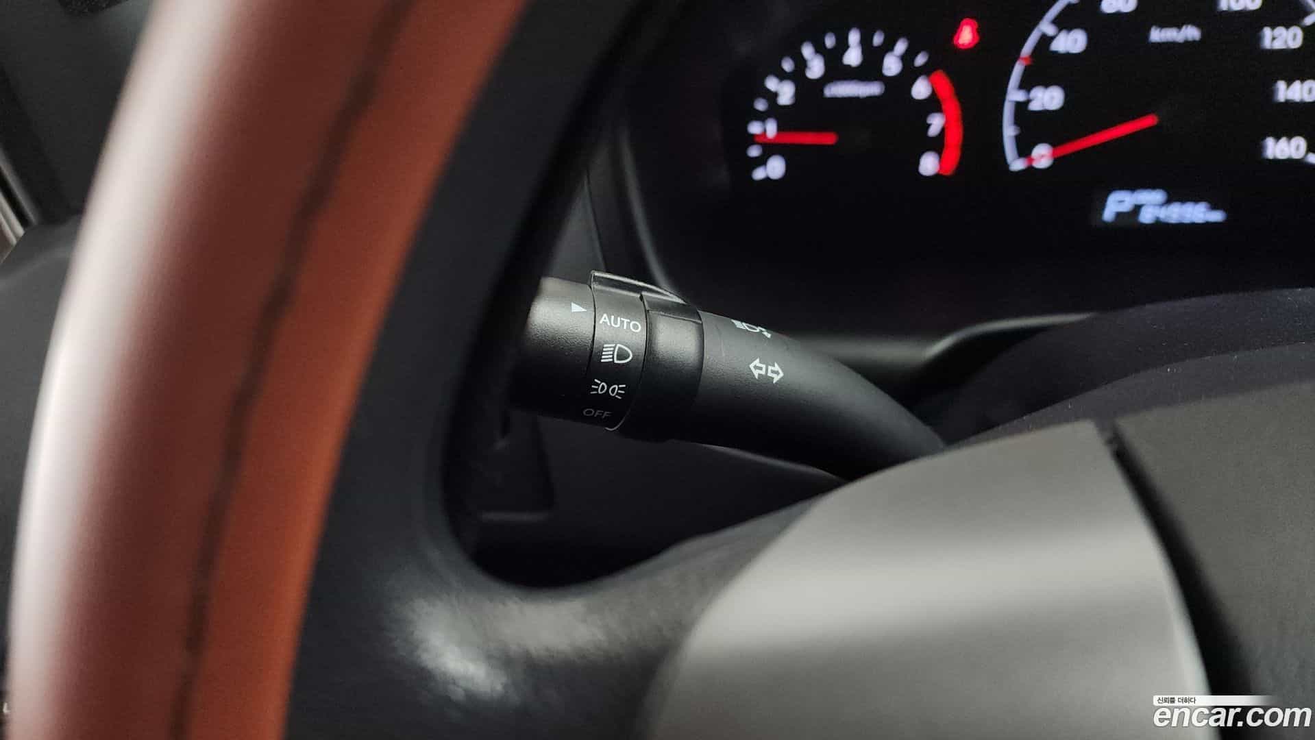 Starex Hyundai 2018.6-OPTION-022