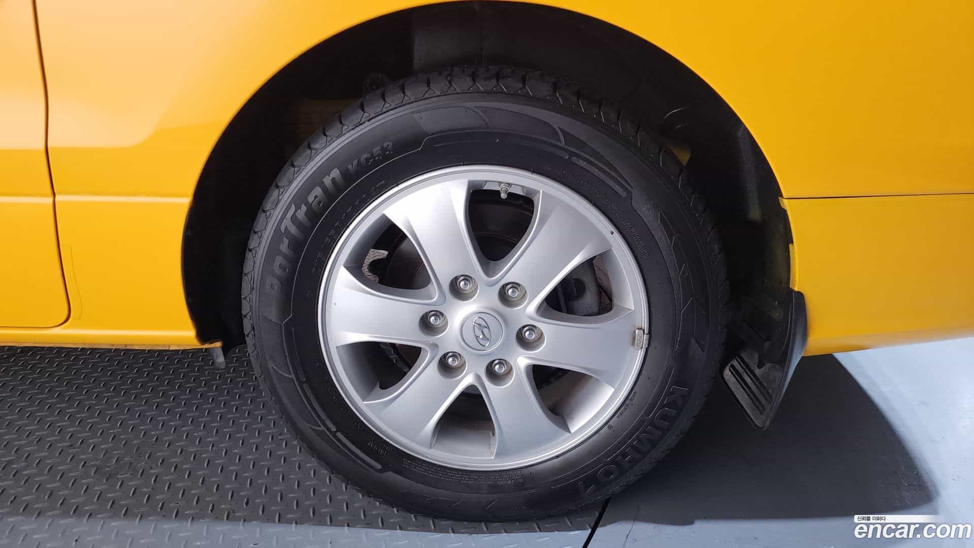Starex Hyundai 2018.6-OUTER-031