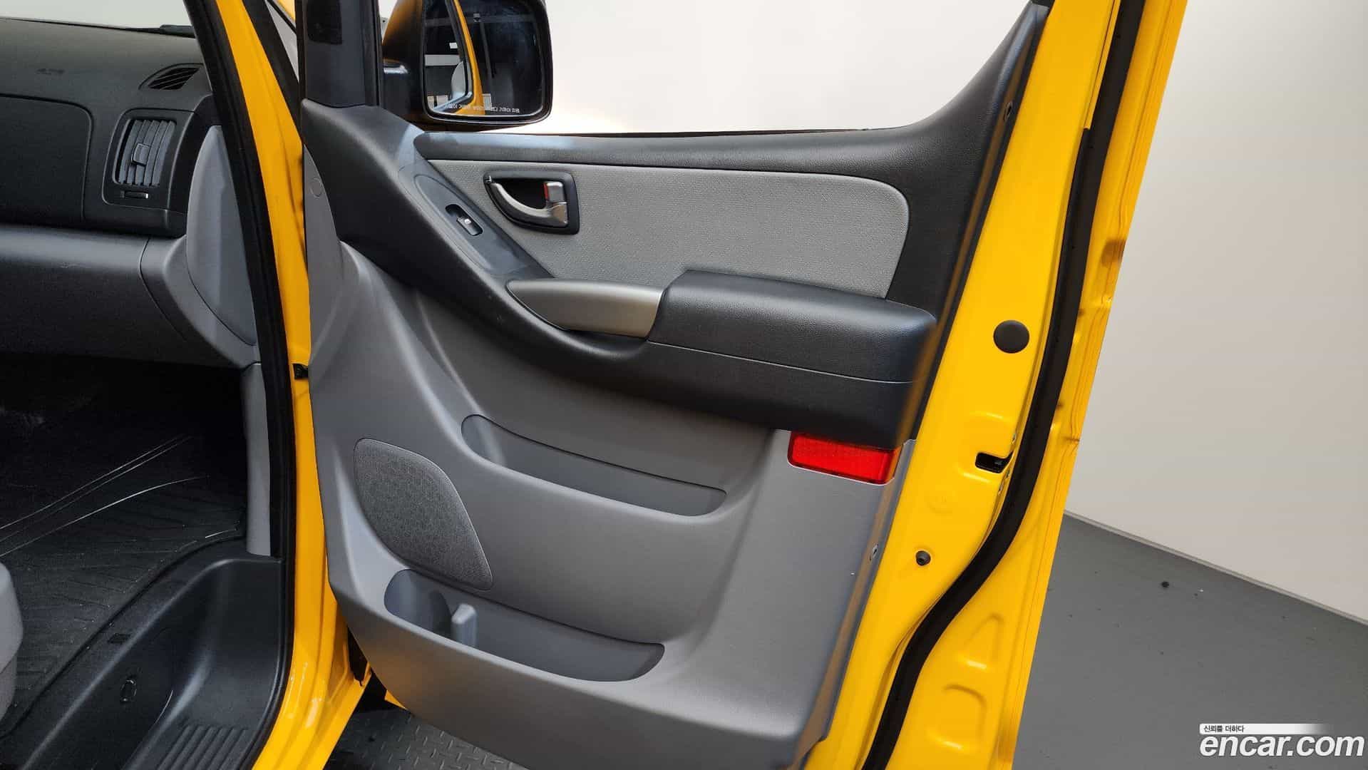 Starex Hyundai 2018.6-INNER-035