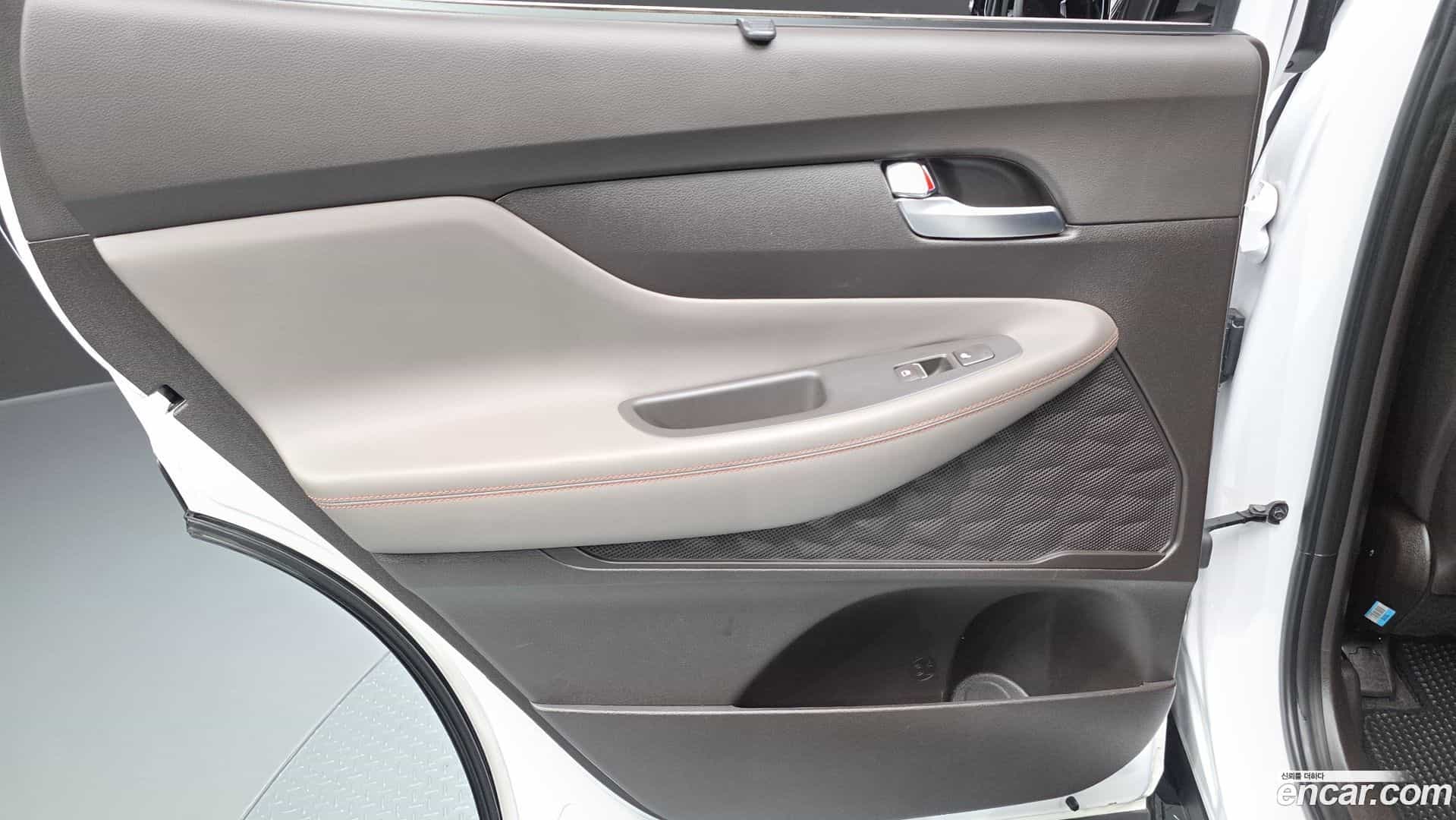 Santafe Hyundai 2019.4-INNER-035
