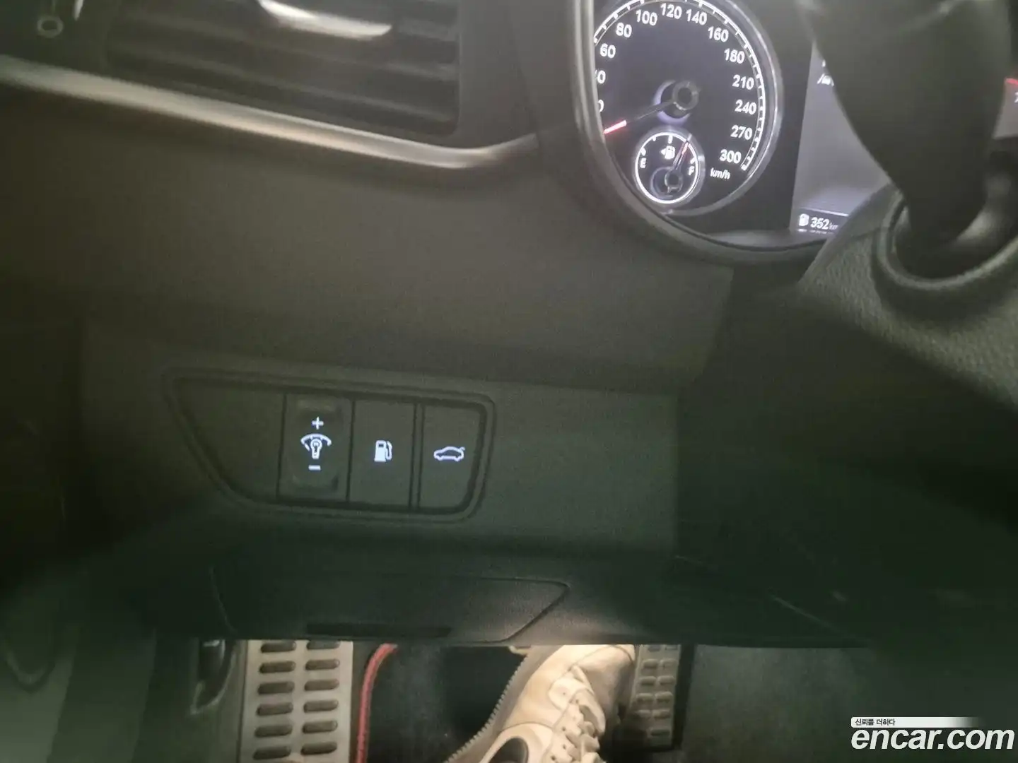 G70 Genesis 2021.0-OPTION-020