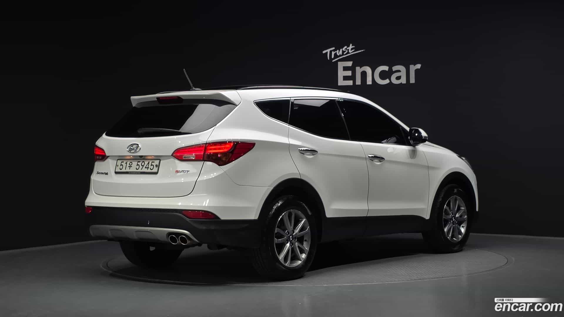 Santafe Hyundai 2014.2-OUTER-002