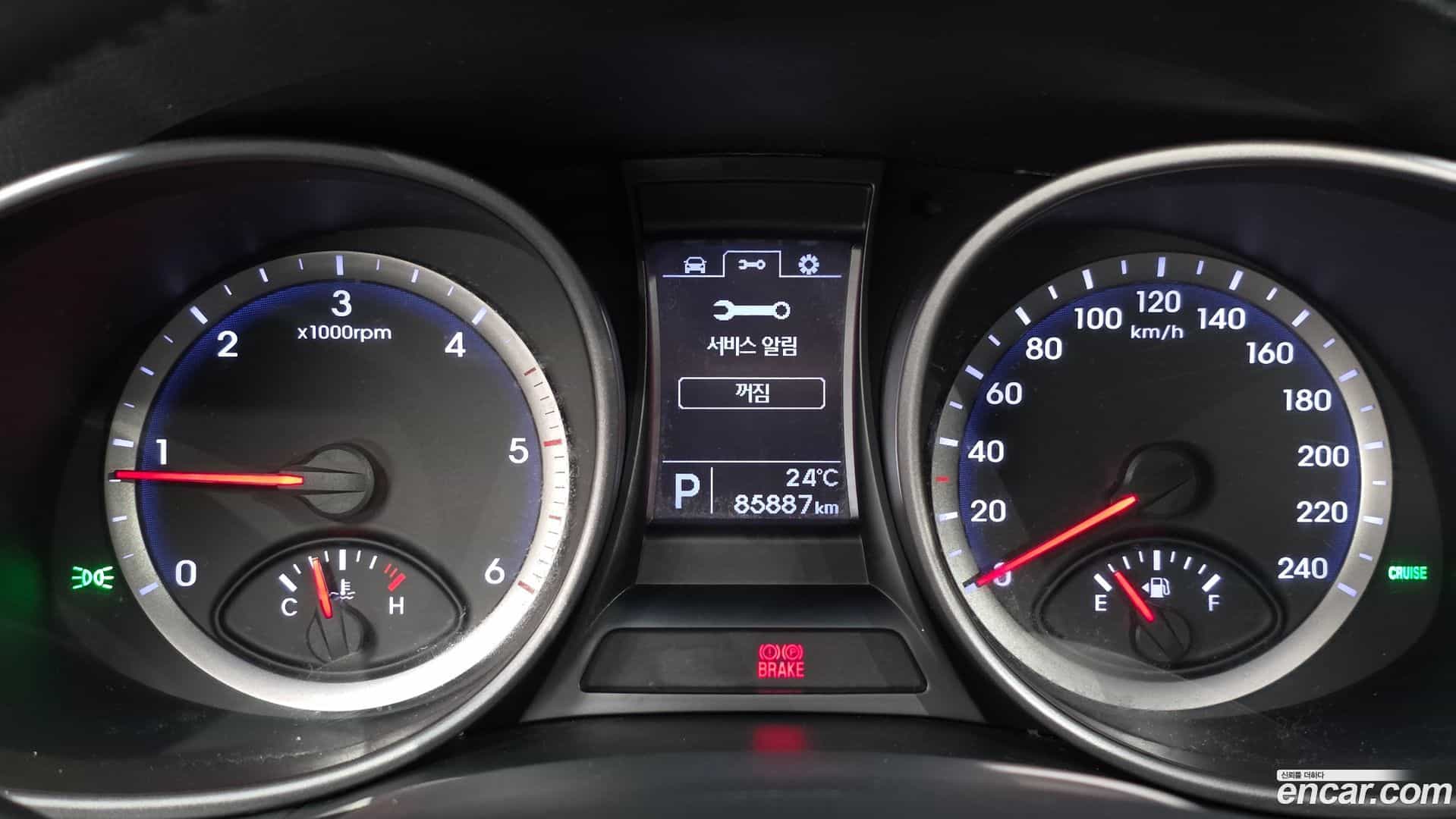 Santafe Hyundai 2014.2-INNER-008