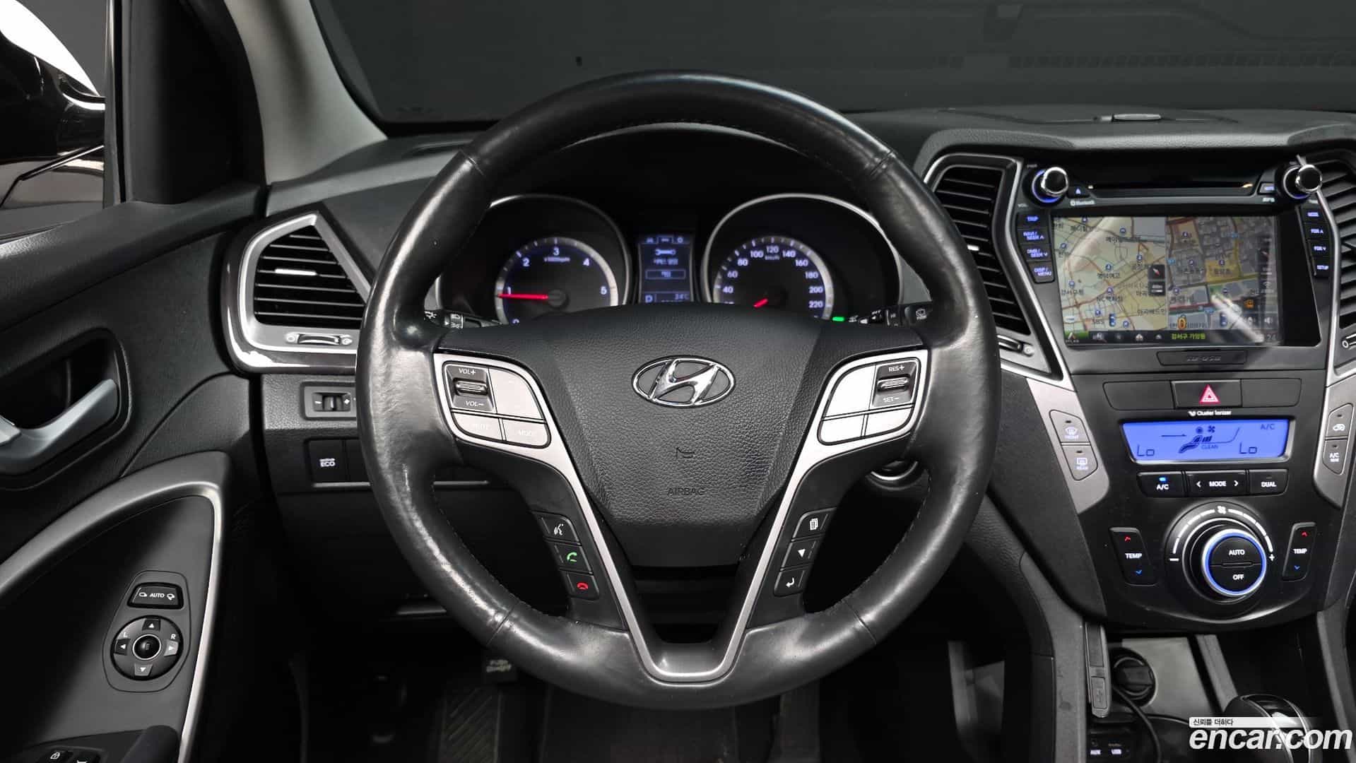 Santafe Hyundai 2014.2-OPTION-018