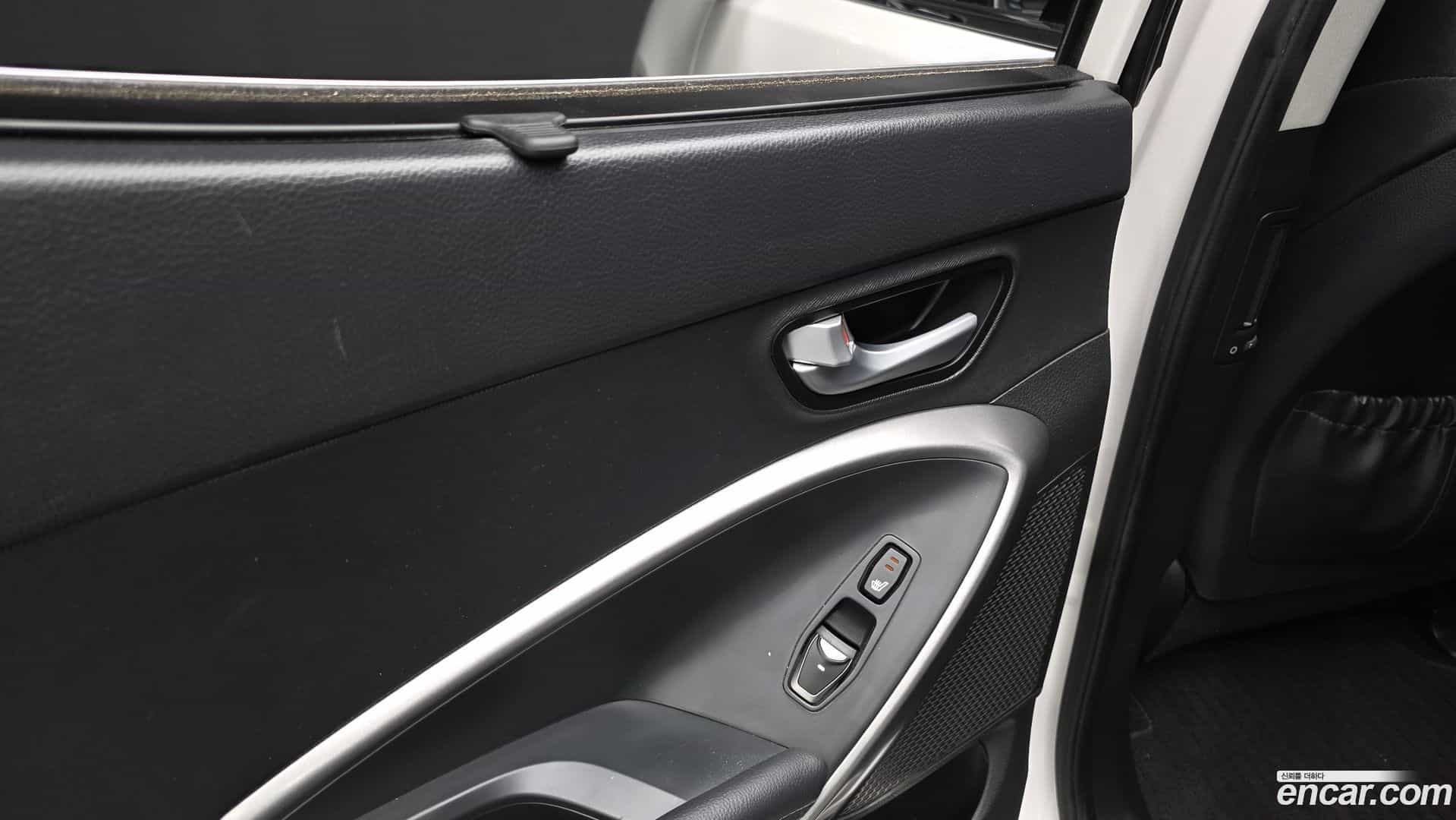 Santafe Hyundai 2014.2-OPTION-023