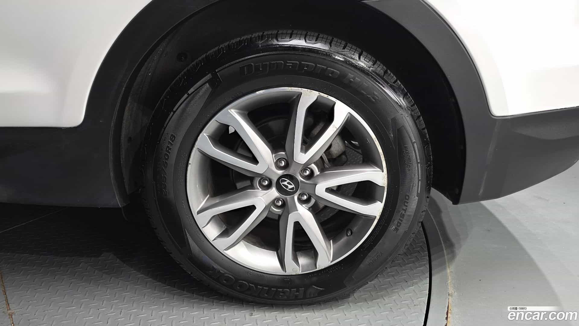 Santafe Hyundai 2014.2-OUTER-031
