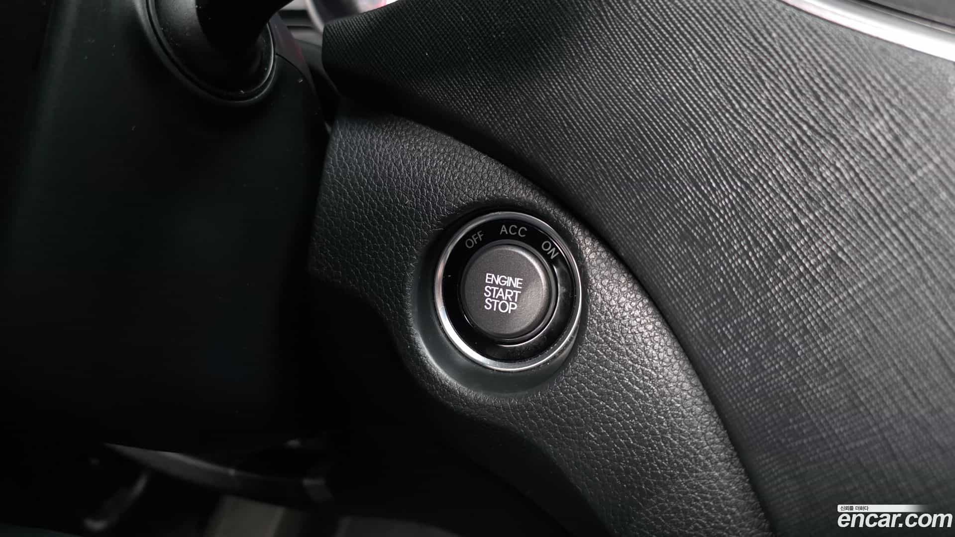 Santafe Hyundai 2014.2-OPTION-041