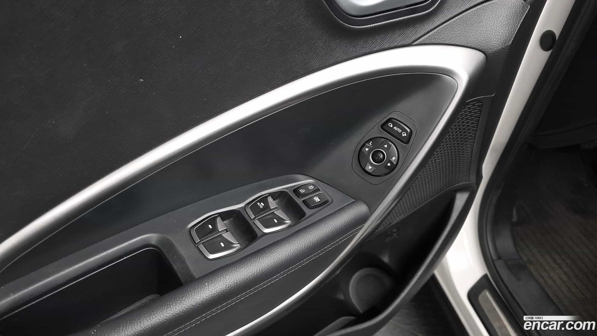 Santafe Hyundai 2014.2-OPTION-044