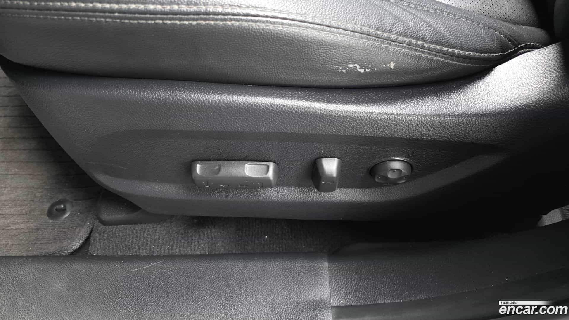 Santafe Hyundai 2014.2-OPTION-045