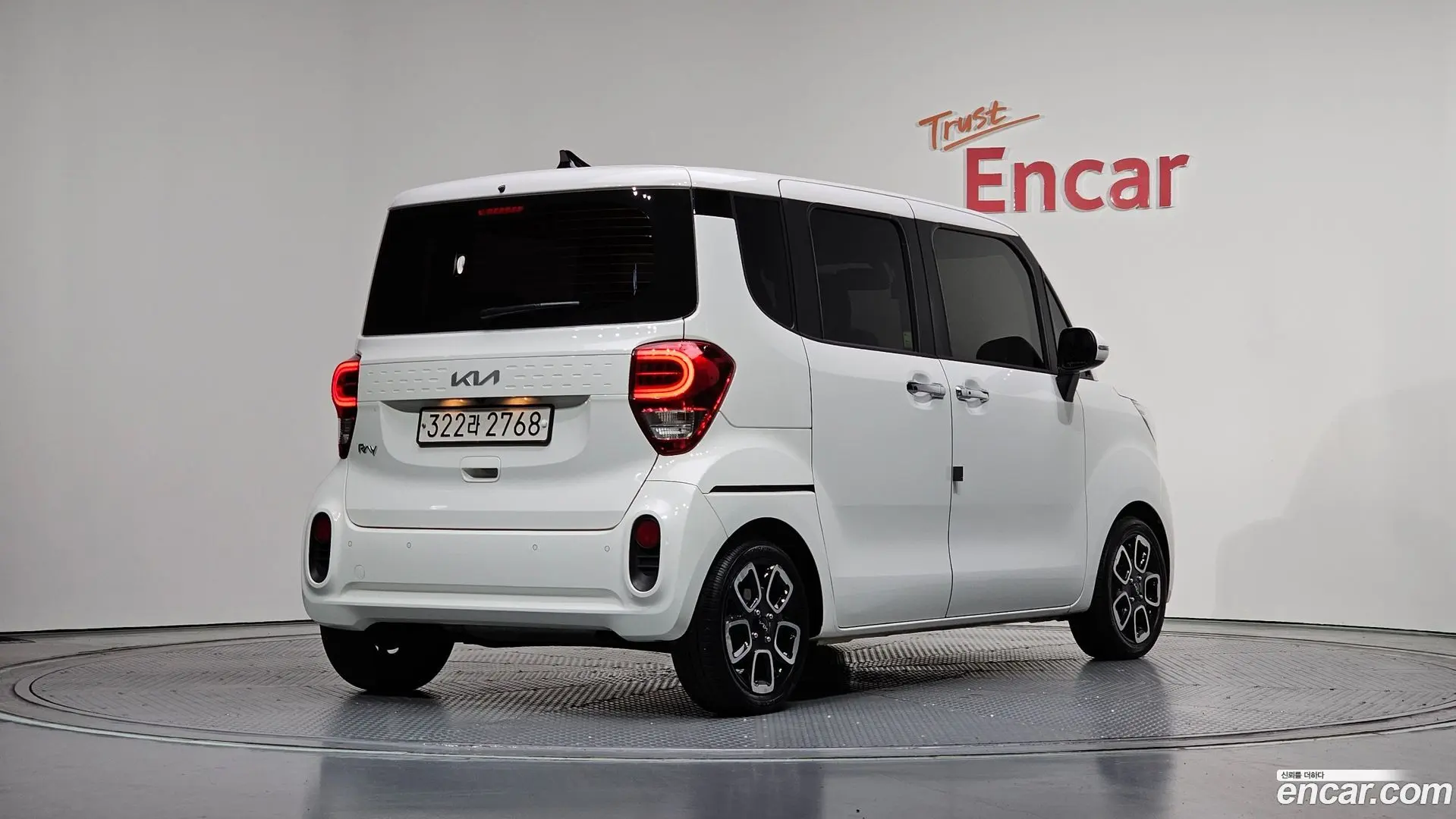 Main__Slider__Photo:RAY Kia 2022.2-1