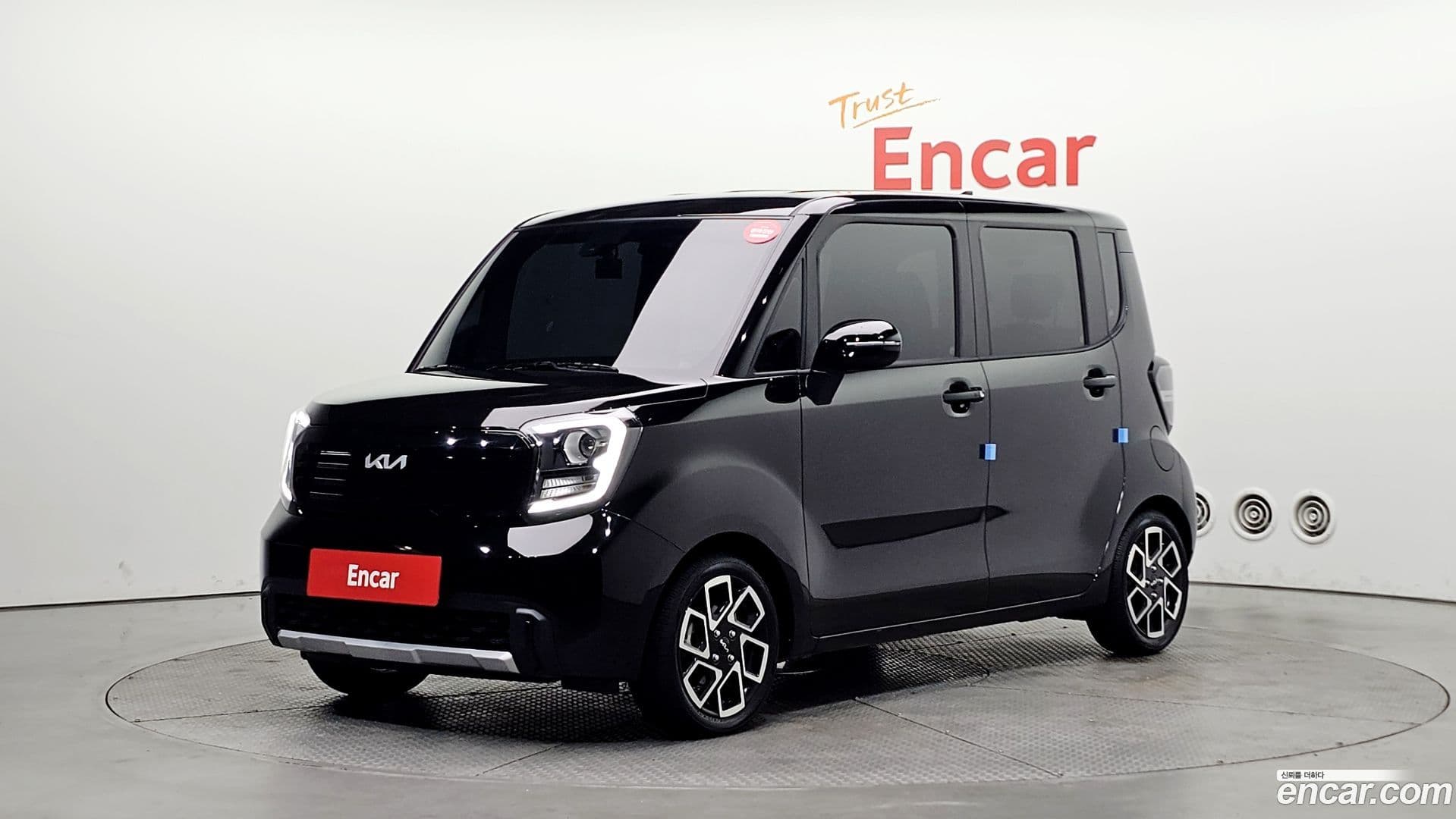 Main__Slider__Photo:RAY Kia 2024.7-0