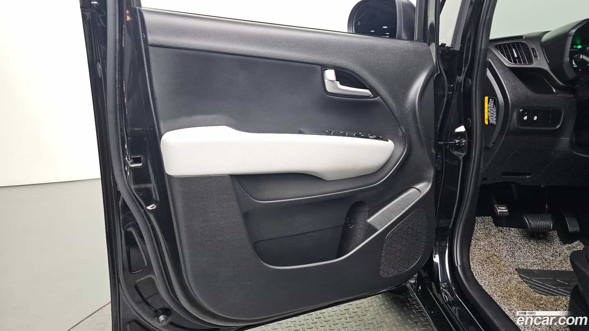 RAY Kia 2024.7-INNER-034