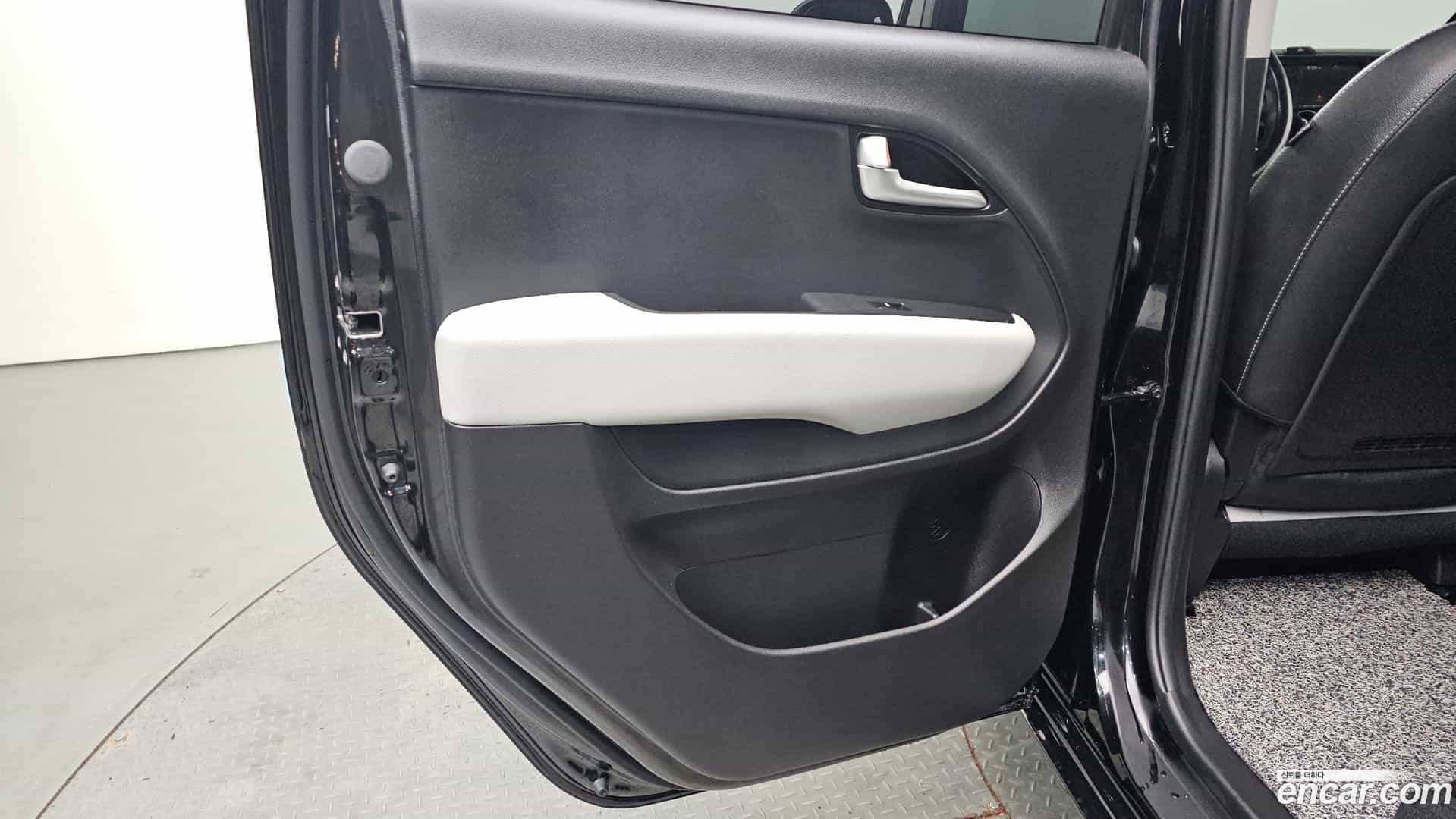 RAY Kia 2024.7-INNER-035