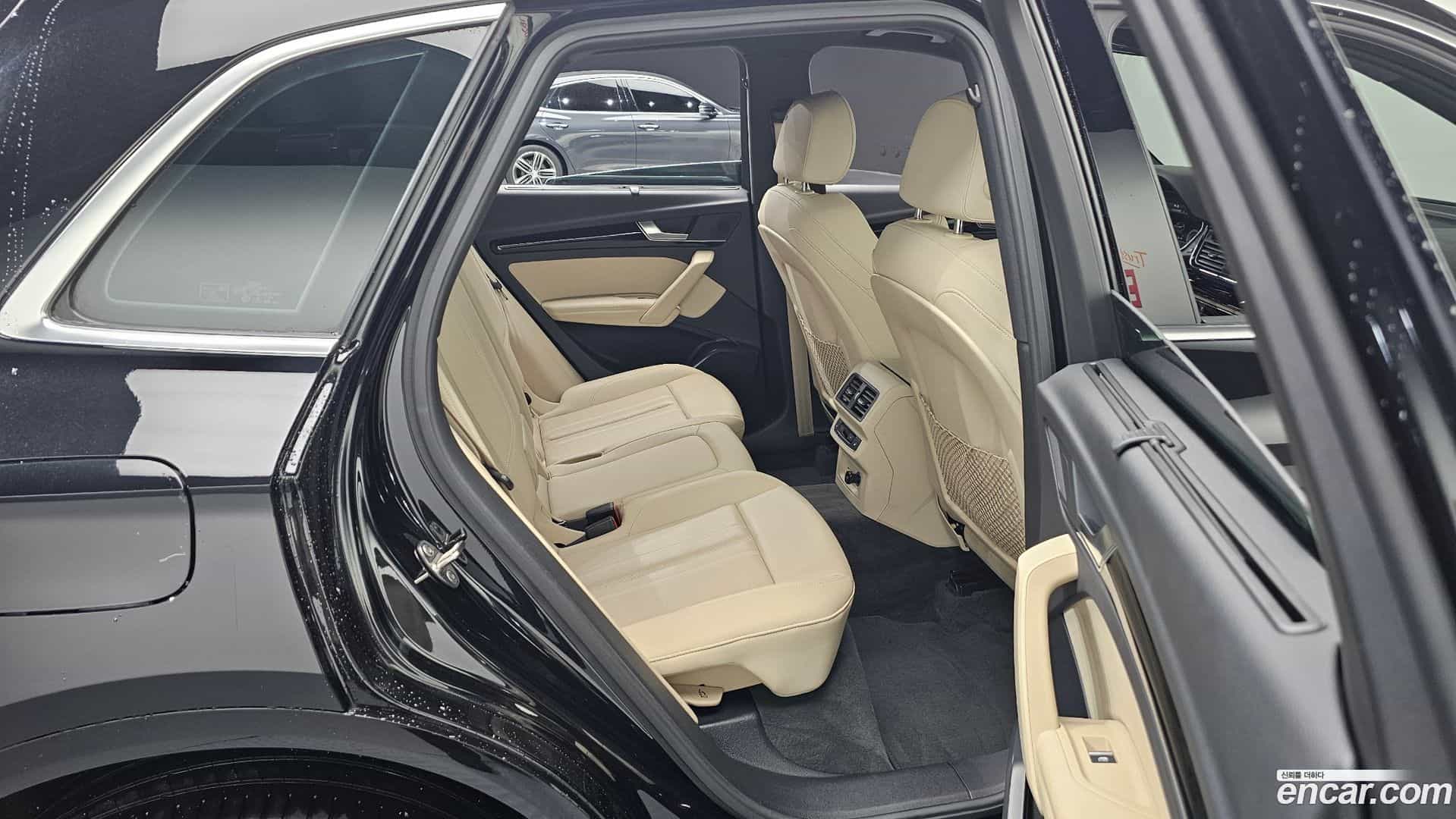 Q5 Audi 2021.6-OPTION-015