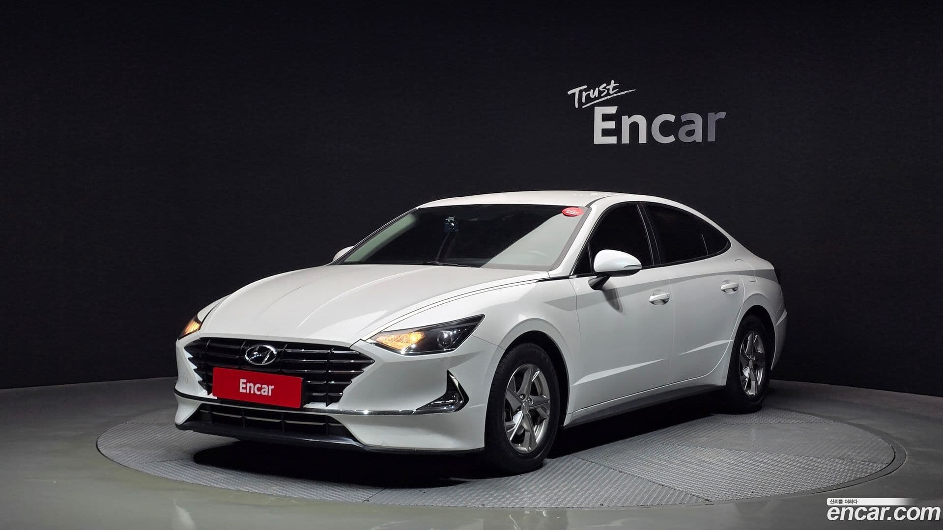 Main__Slider__Photo:Sonata Hyundai 2019.4-0