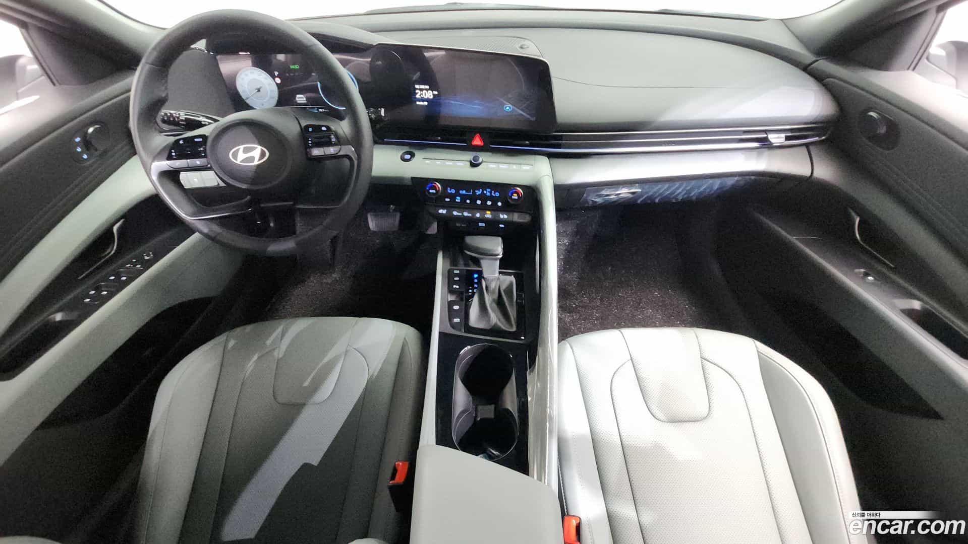 AVANTE Hyundai 2025.2-INNER-007