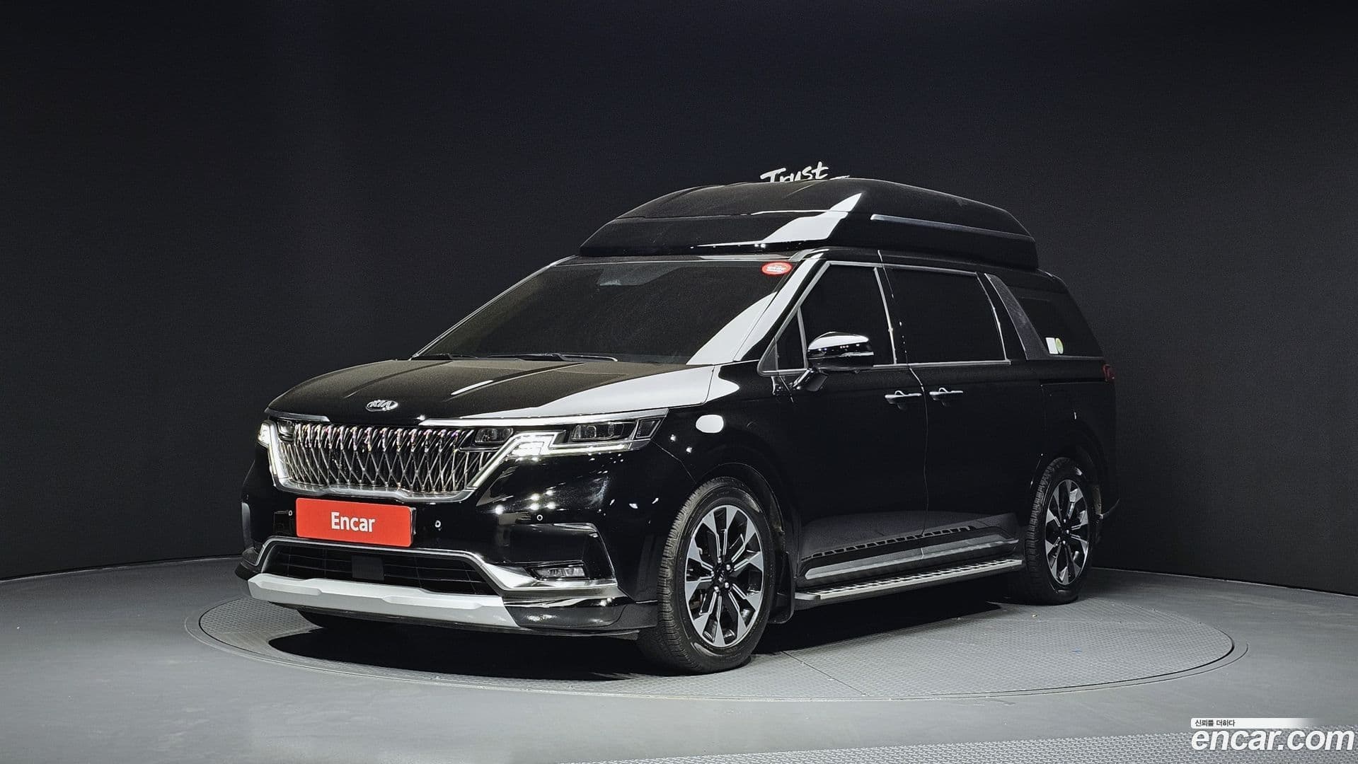 Main__Slider__Photo:Canival Kia 2021.0-0