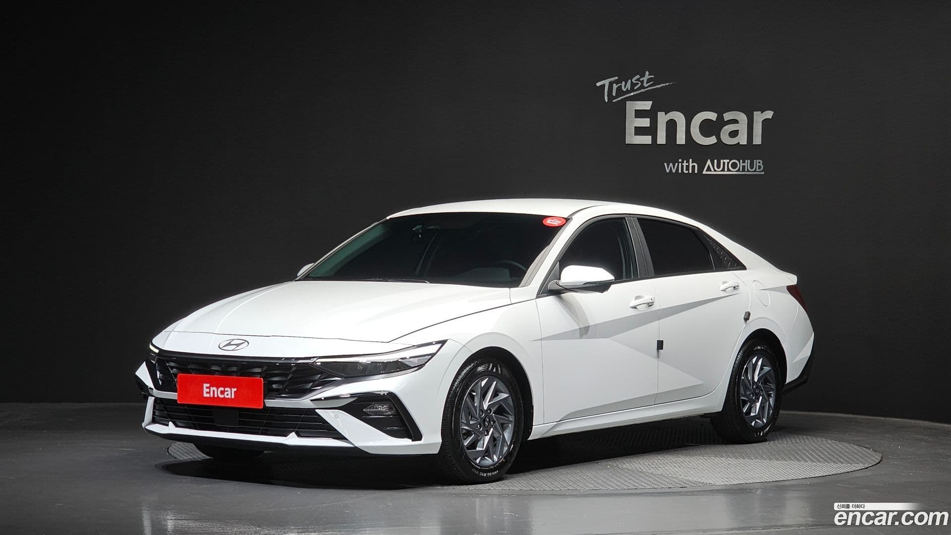 Main__Slider__Photo:AVANTE Hyundai 2023.6-0