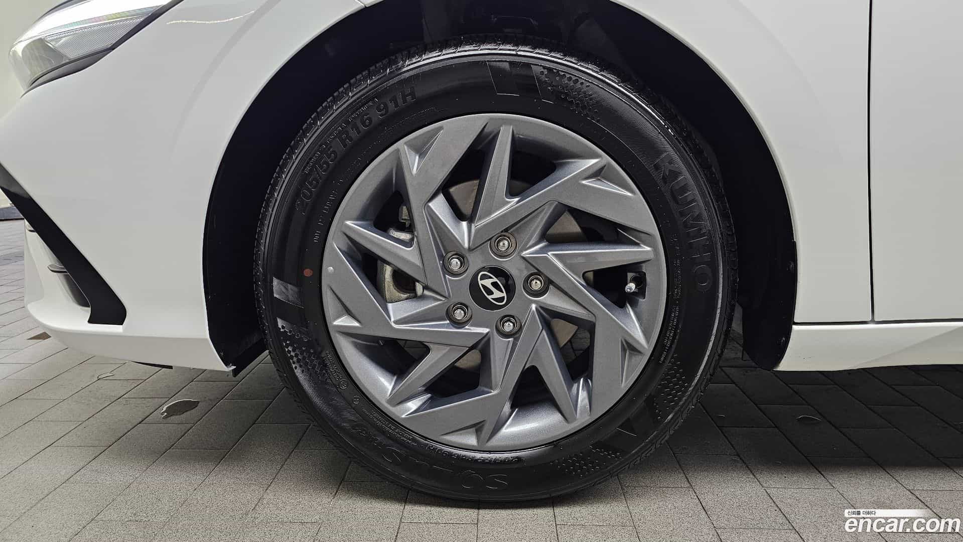 AVANTE Hyundai 2023.6-OUTER-005