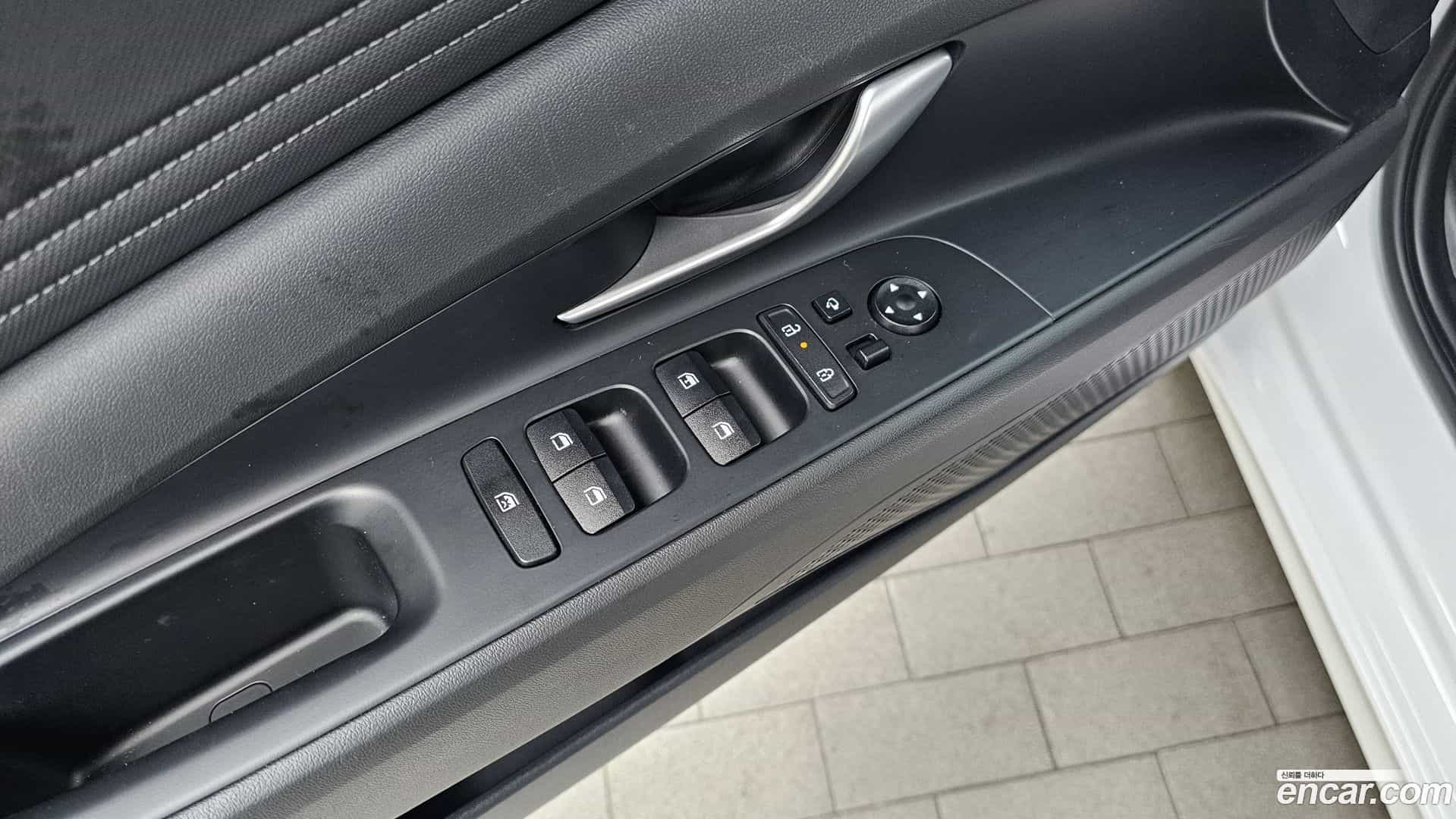 AVANTE Hyundai 2023.6-OPTION-023