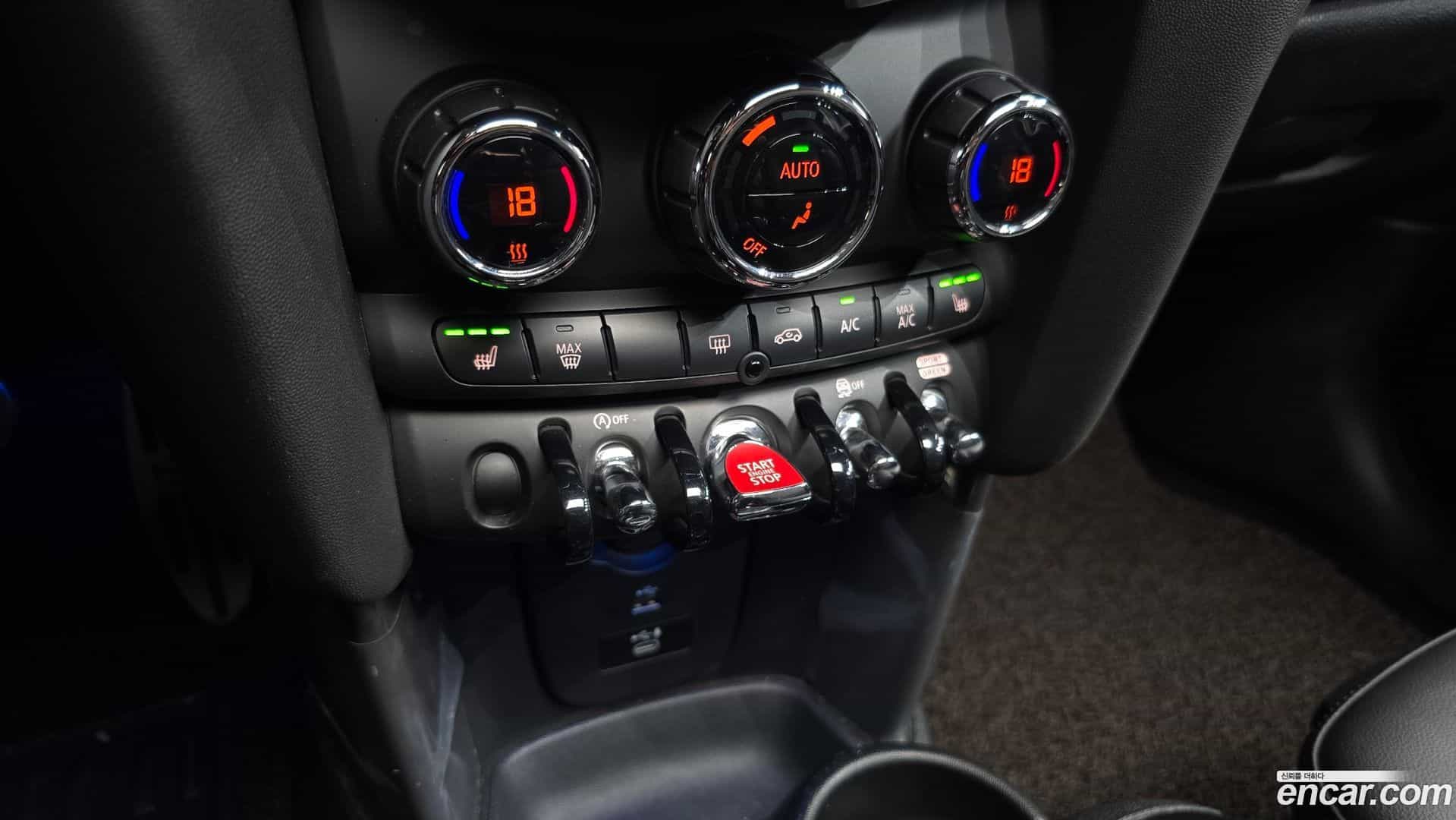 Cooper Mini 2021.3-OPTION-022