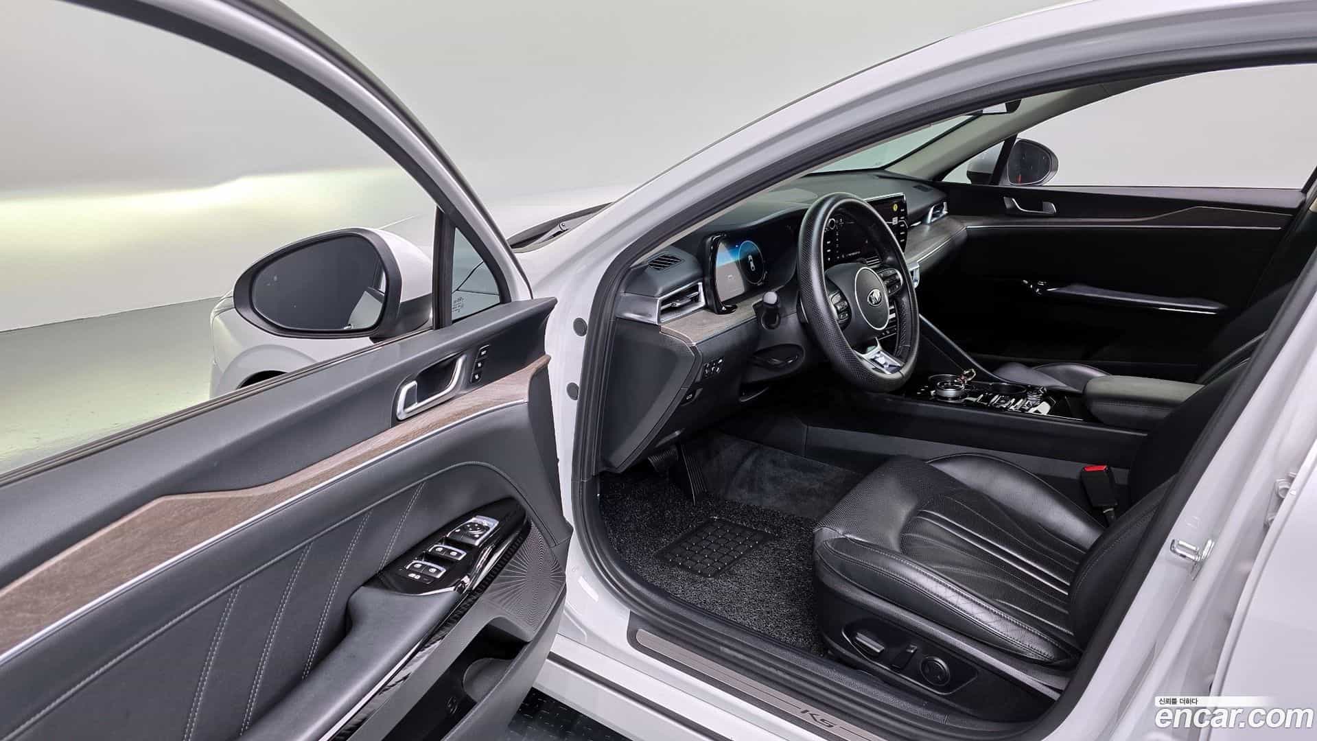 K5 Kia 2021.0-INNER-010