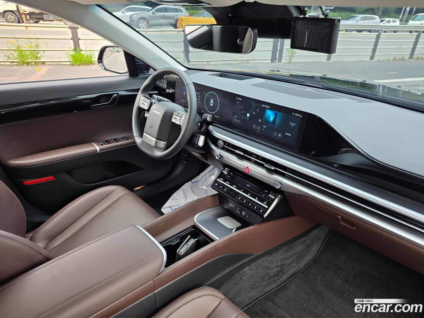 Grandeur Hyundai 2025.2-INNER-010