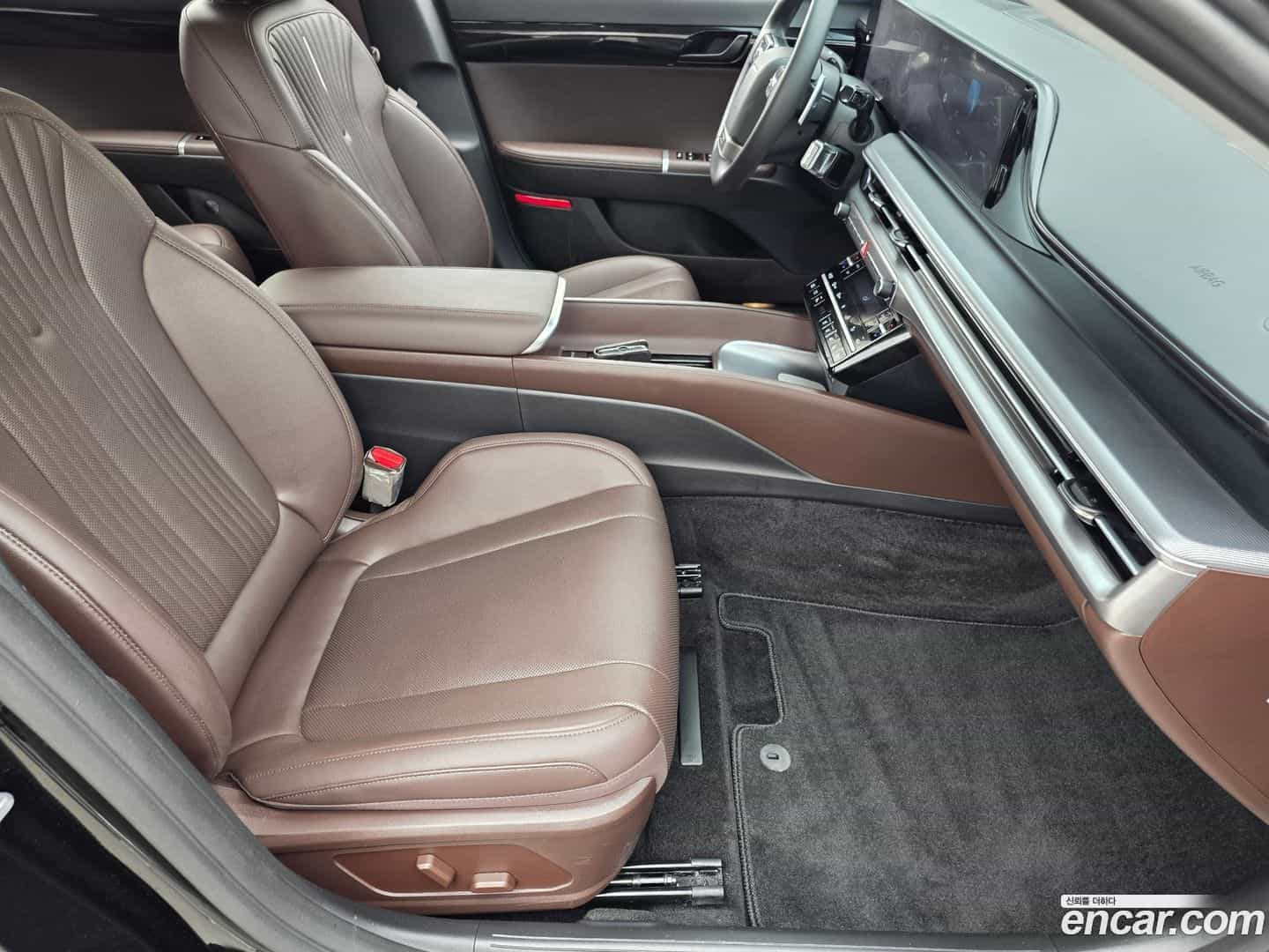 Grandeur Hyundai 2025.2-OPTION-015