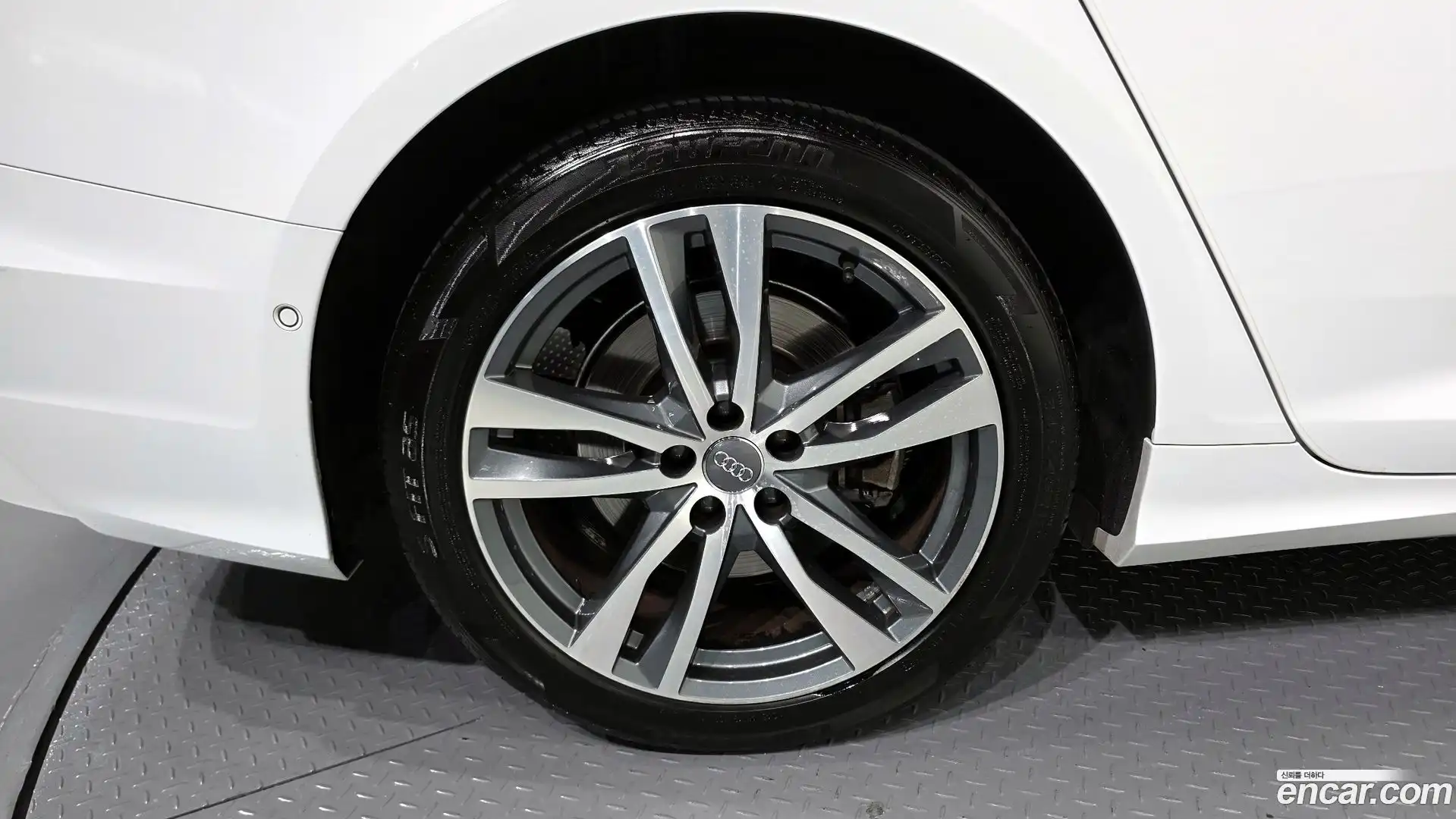 A6 Audi 2020.11-OUTER-005