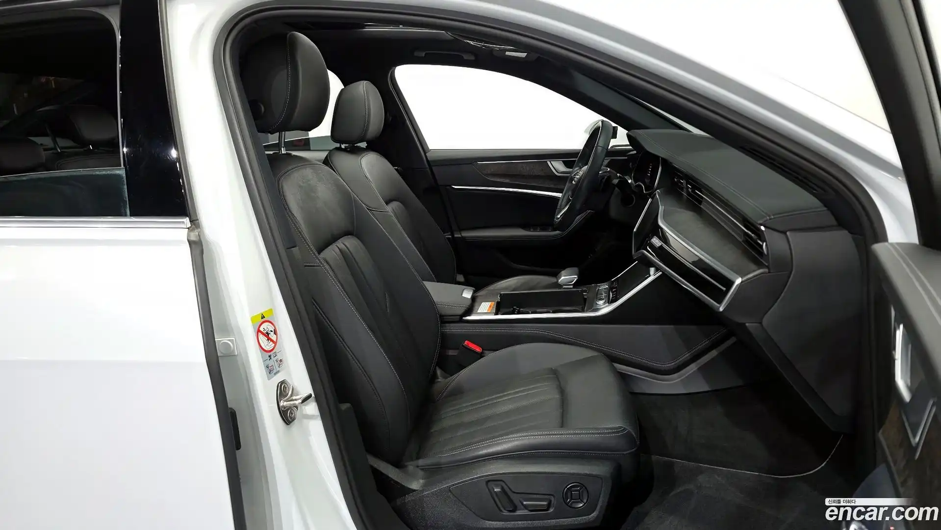 A6 Audi 2020.11-OPTION-015