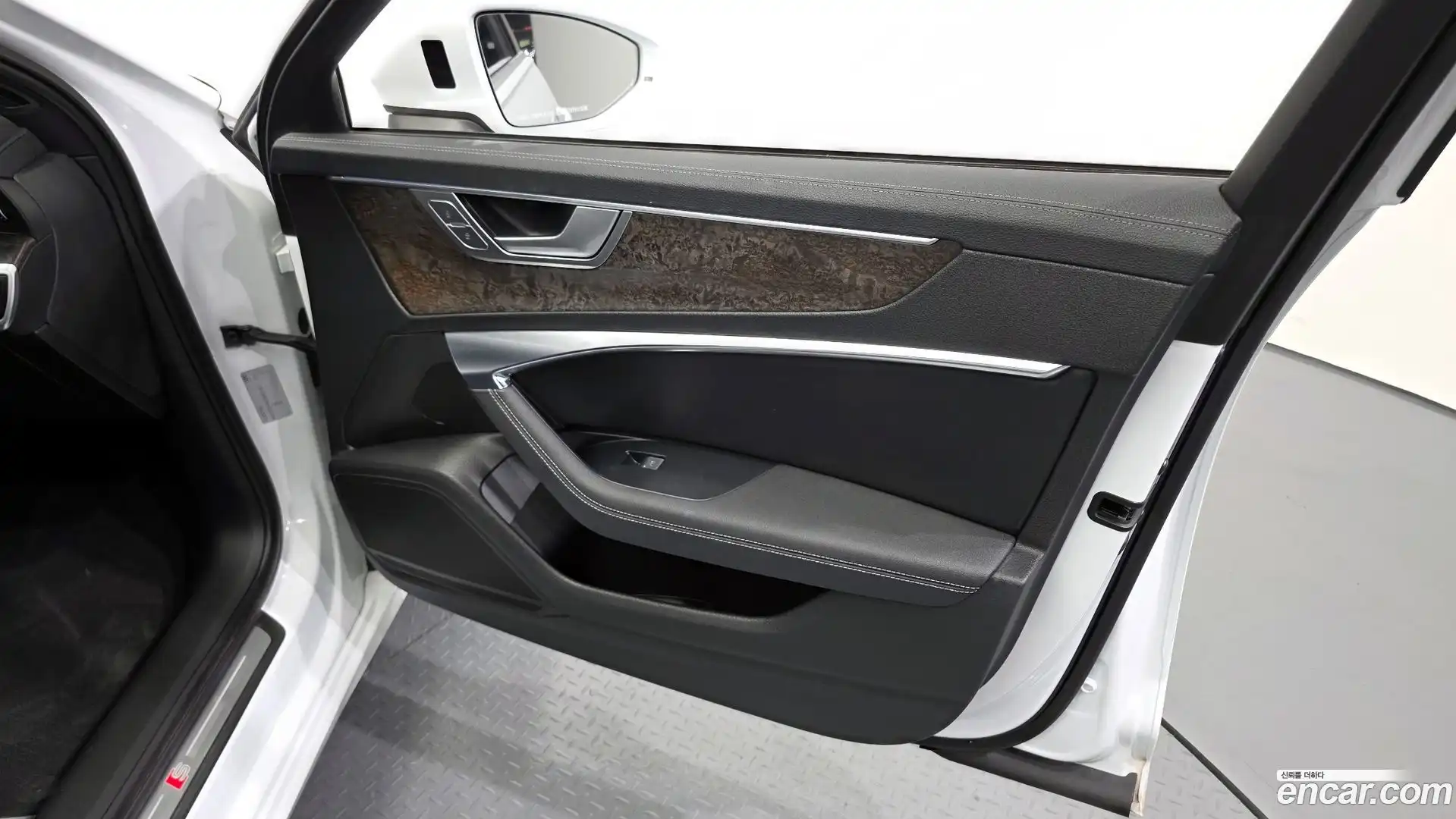 A6 Audi 2020.11-INNER-034